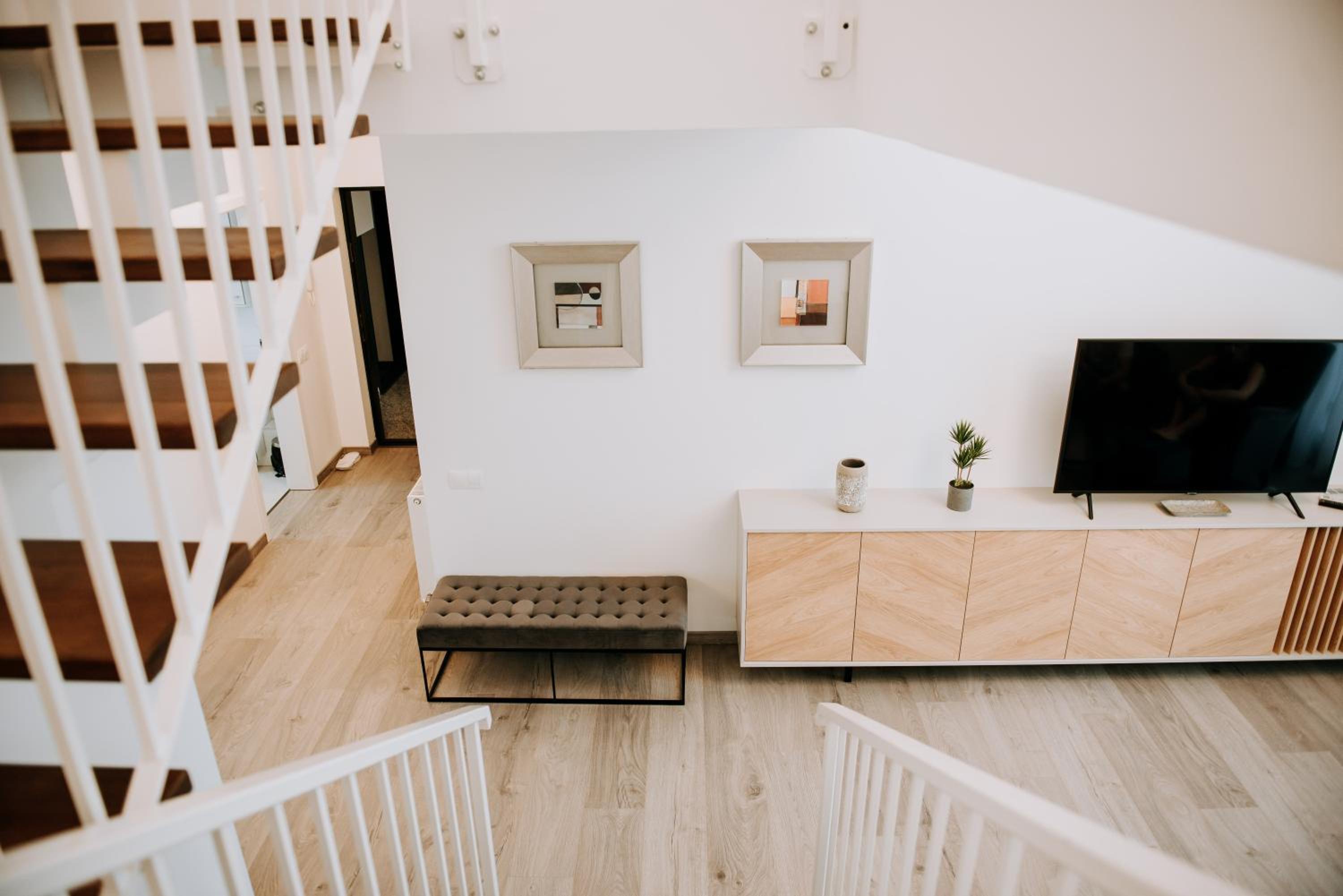 Two-Bedroom Apartment - Photo 7