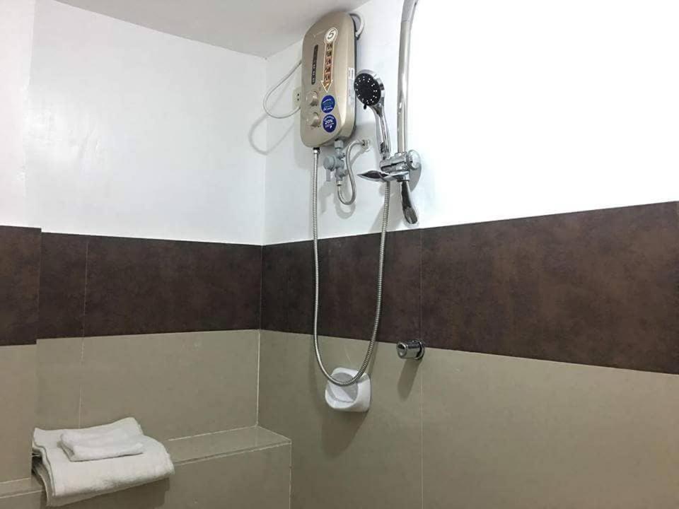 Small Double Room - Photo 4