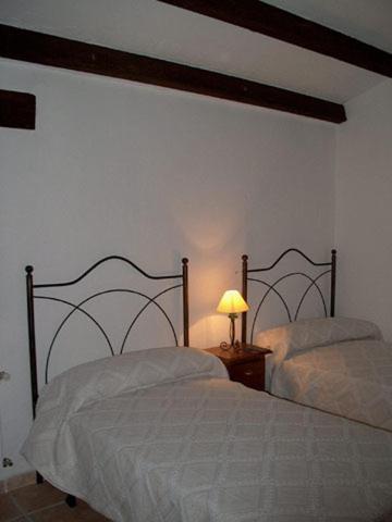 Three-Bedroom House photo 3