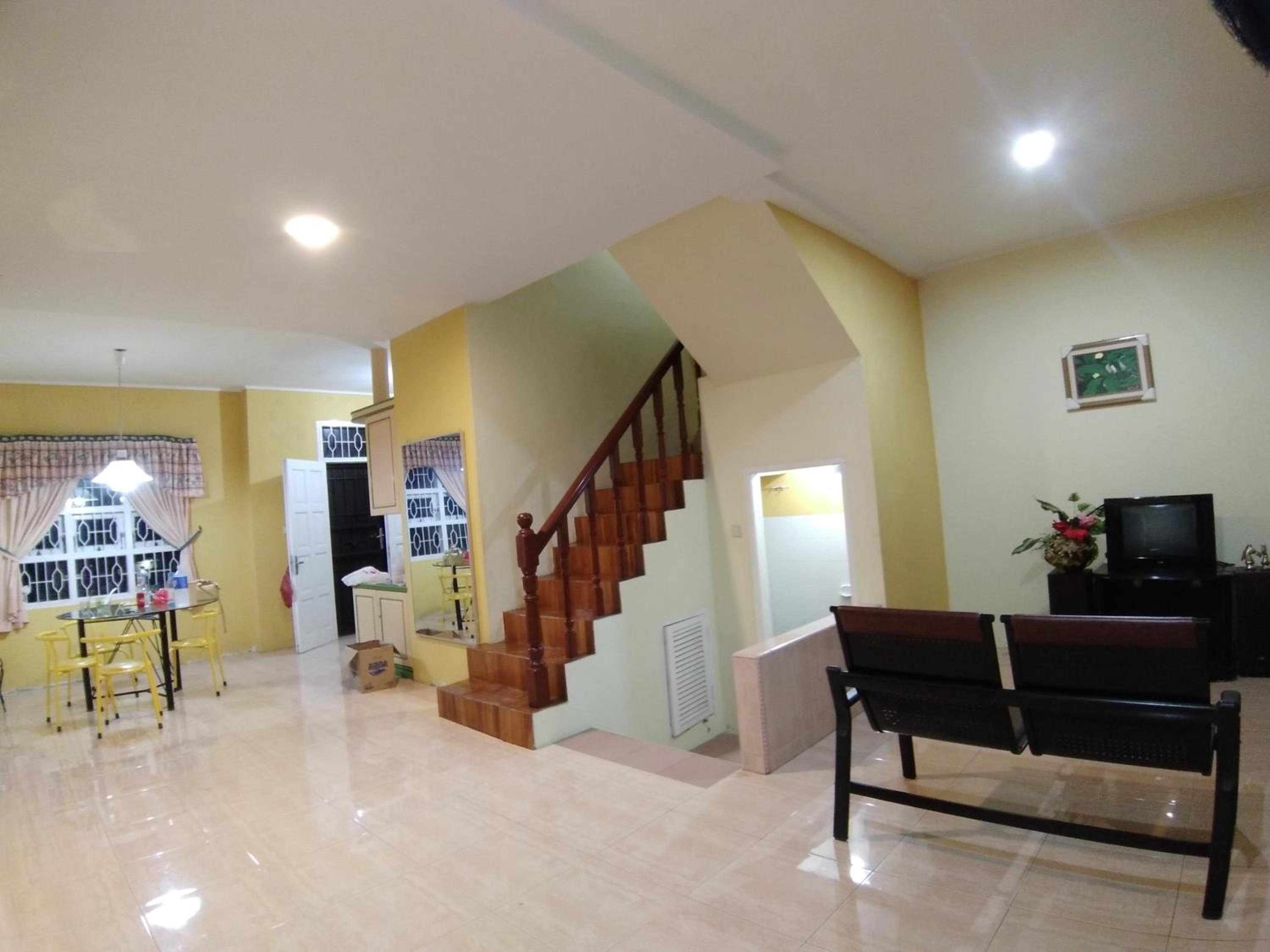 Villa photo 1