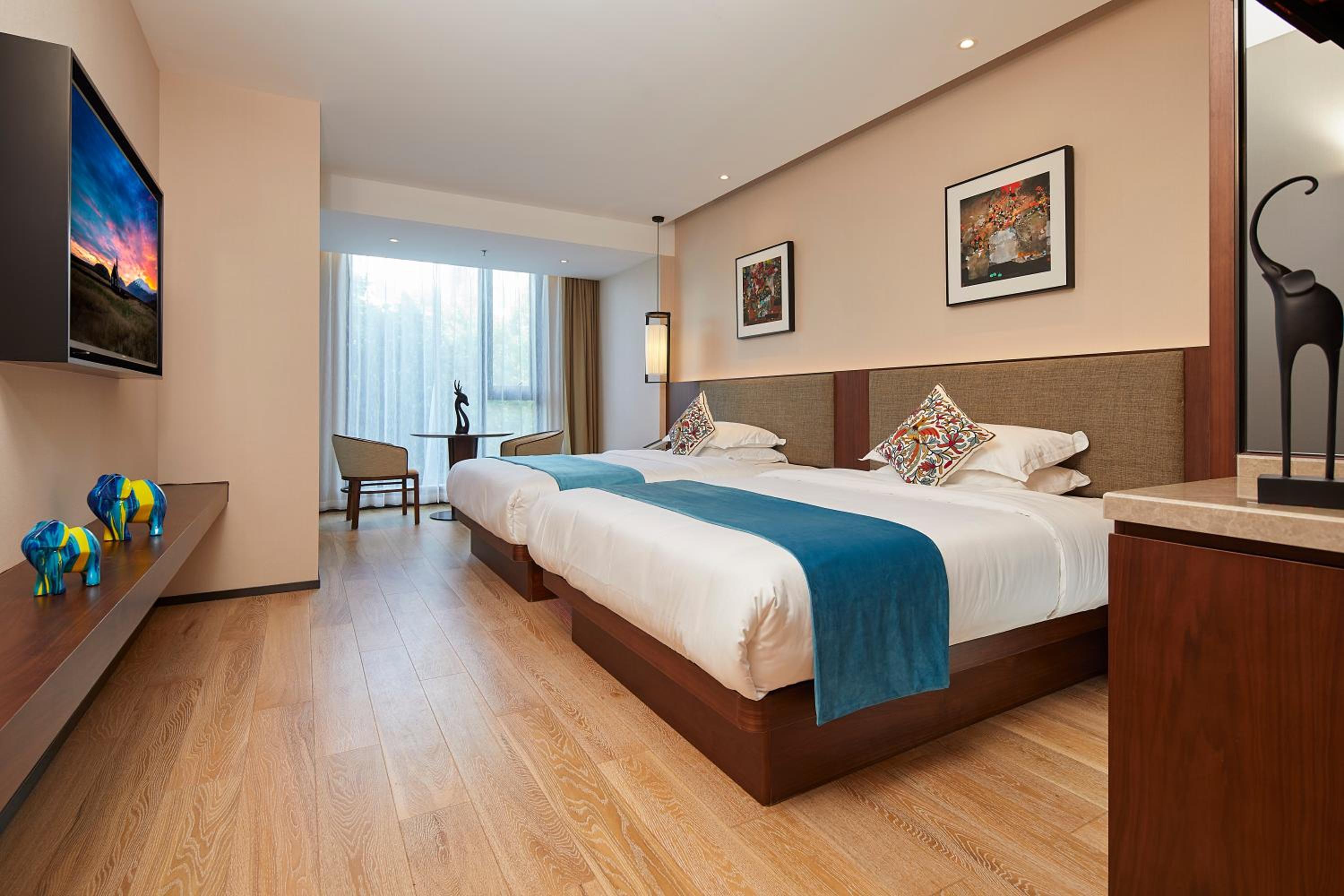 Superior Twin Room