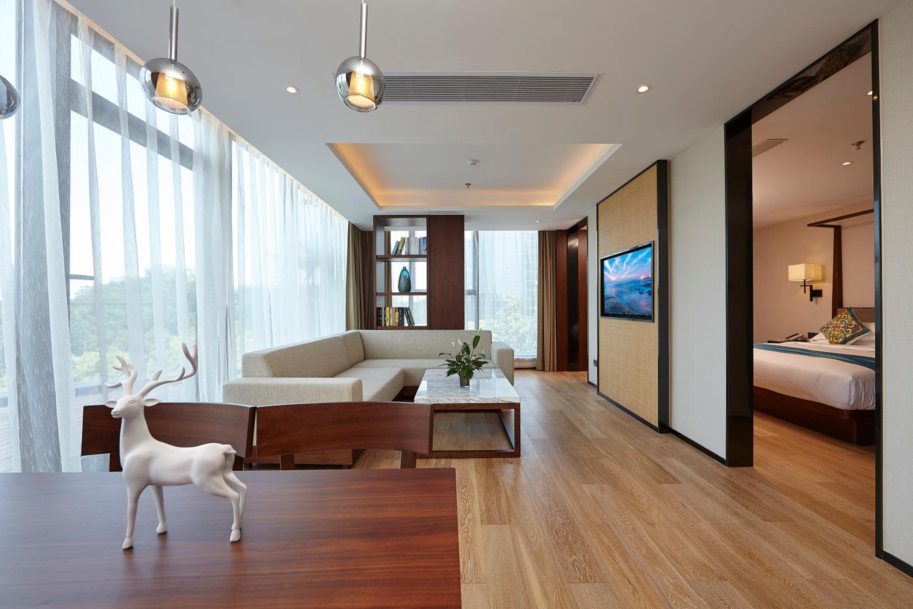 Executive Suite