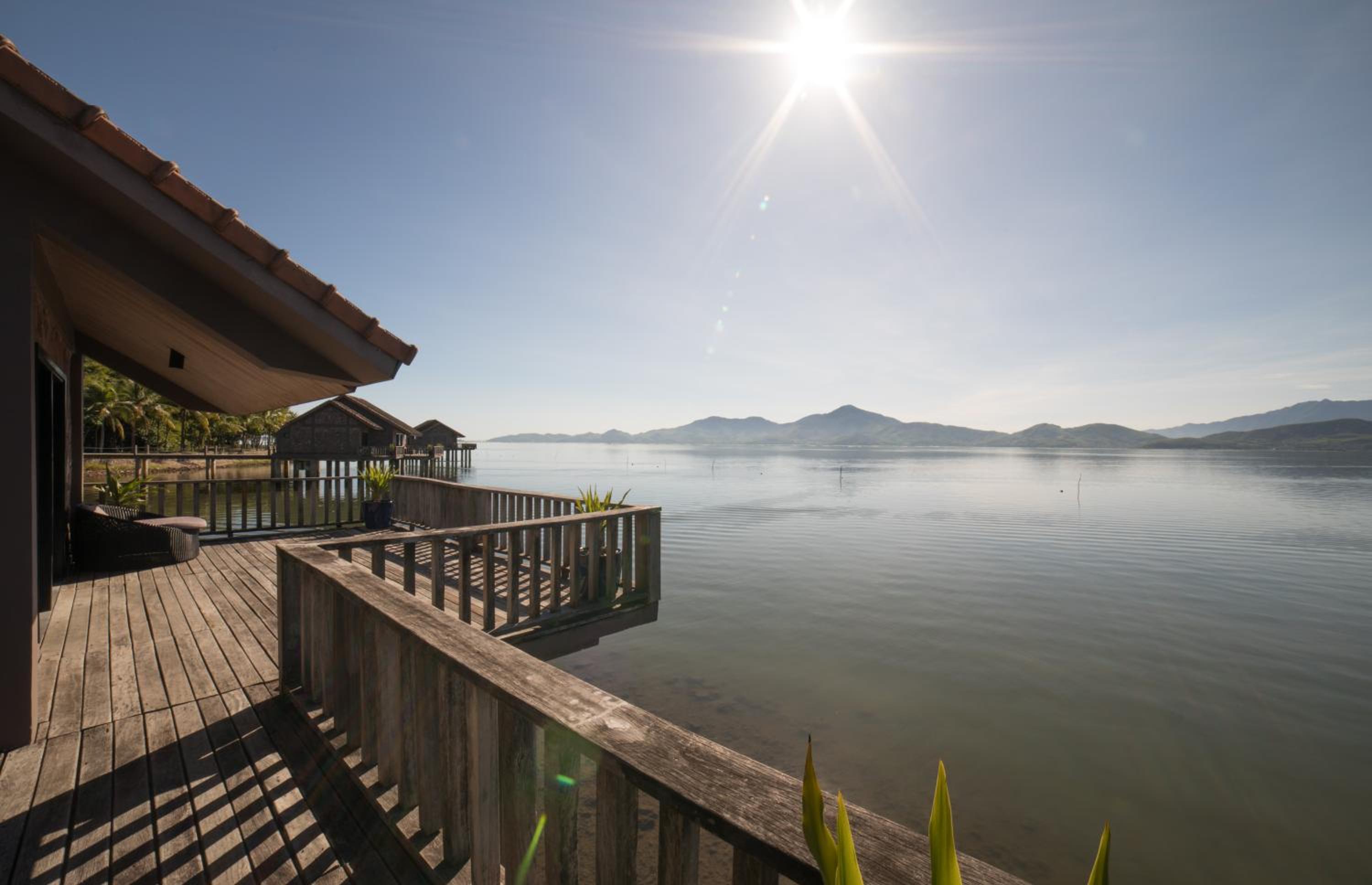 Water Villa with Free Benefit & Spa - Photo 3