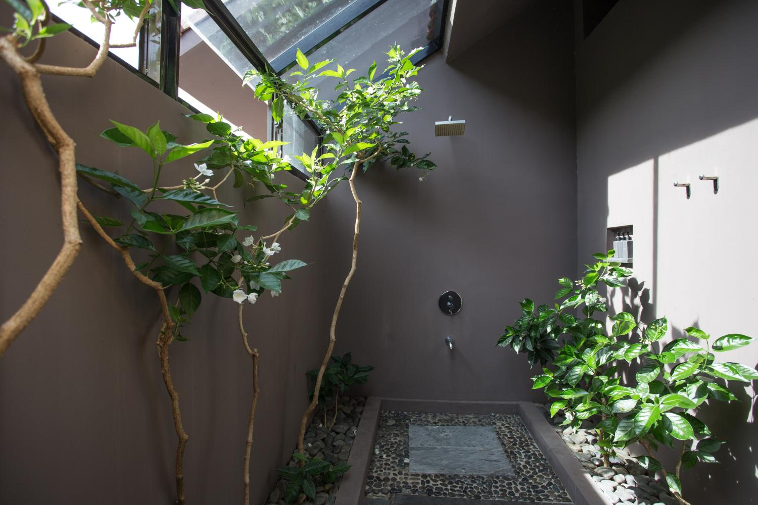 Water Villa with Free Benefit & Spa - Photo 4