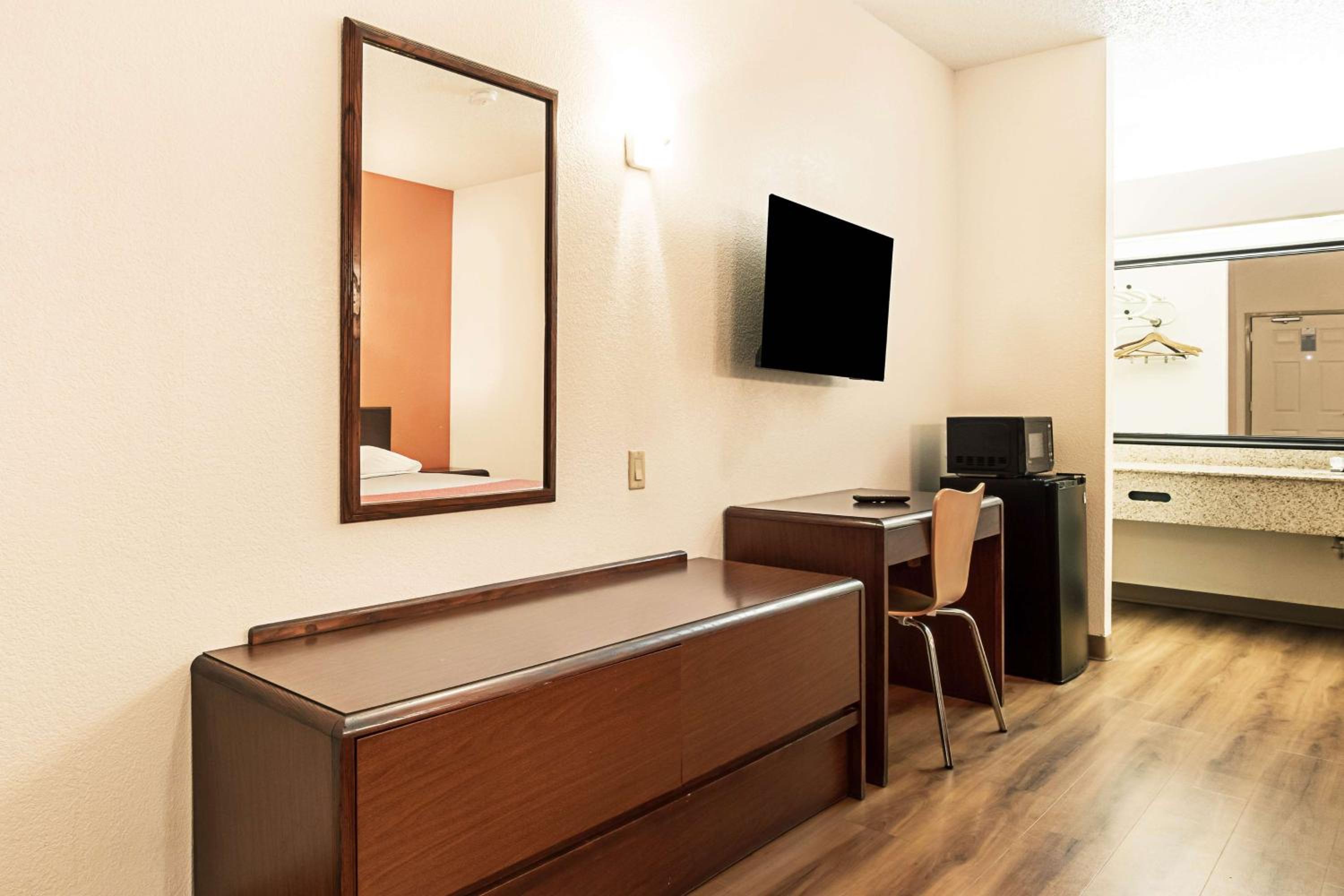 King Room - Smoking  - Photo 3