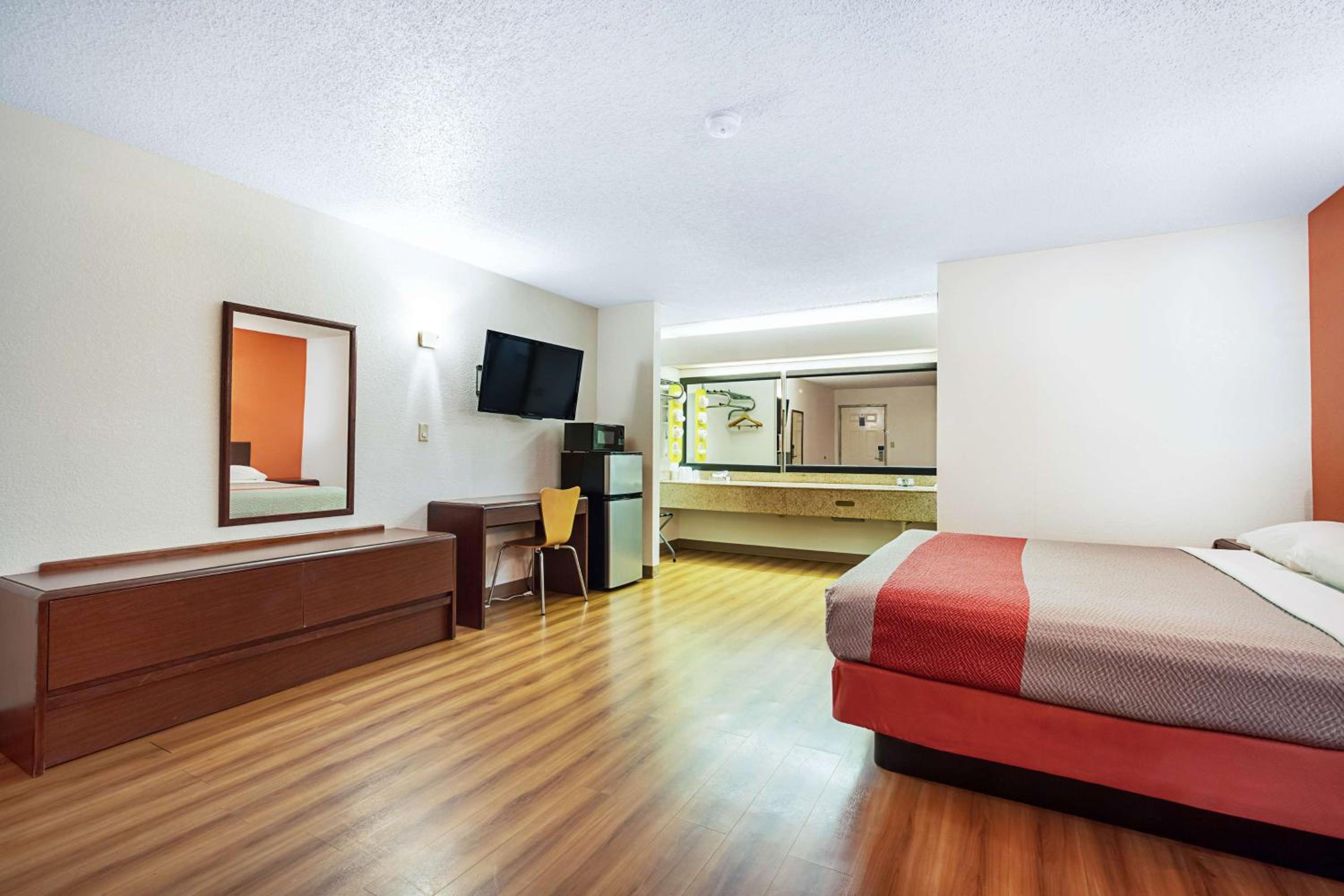 King Room - Smoking  - Photo 4