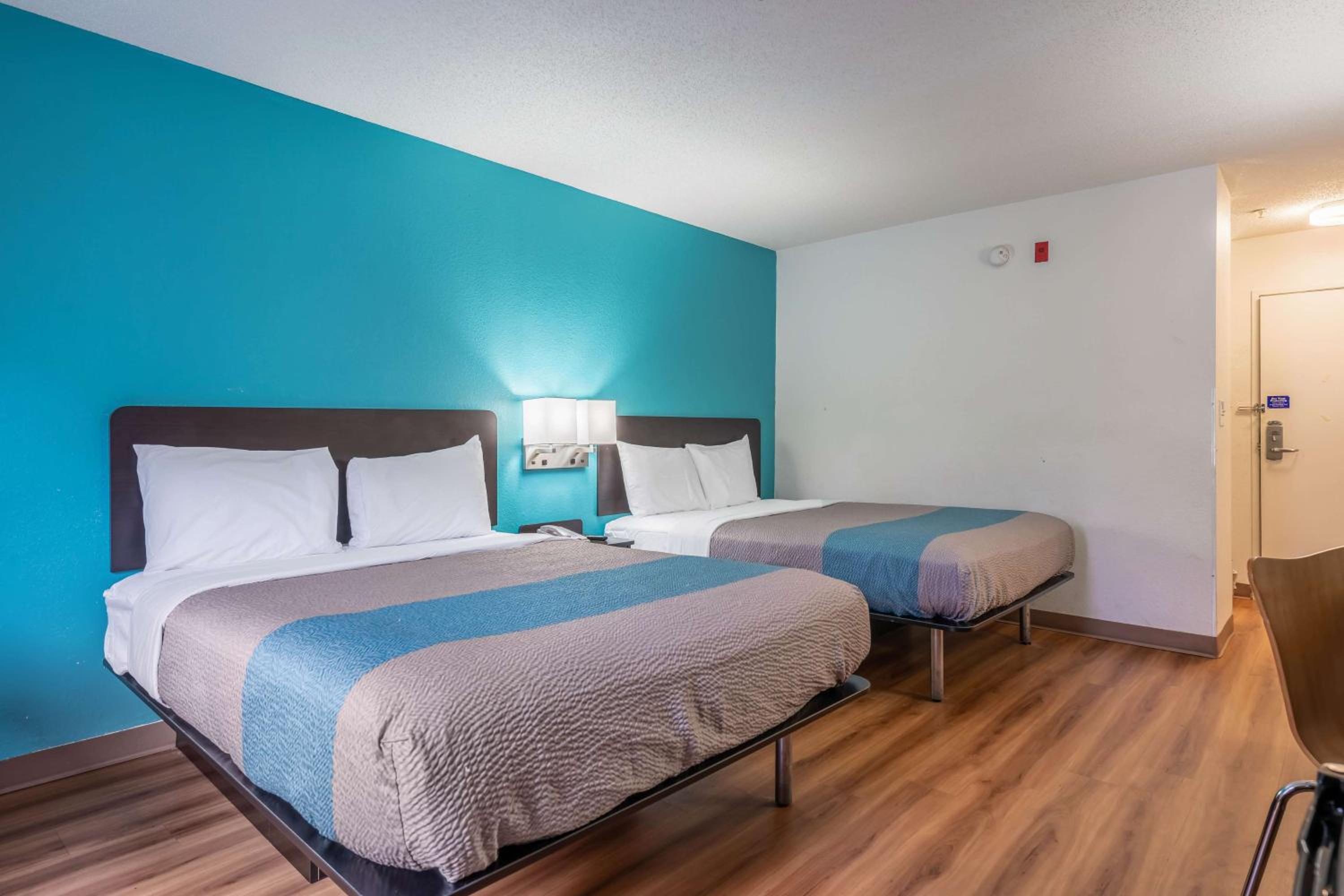 Quadruple Room - Non-Smoking