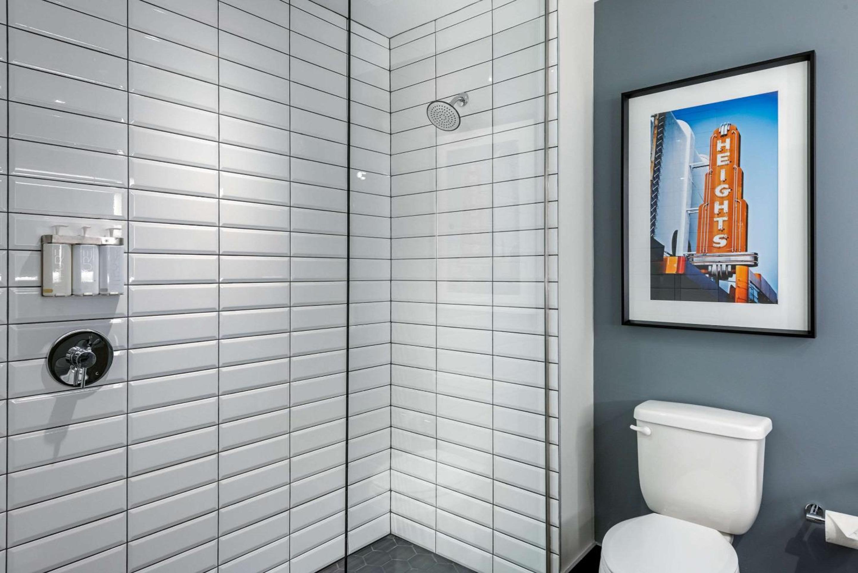 King Room - Disability Access/Non-Smoking - Photo 3