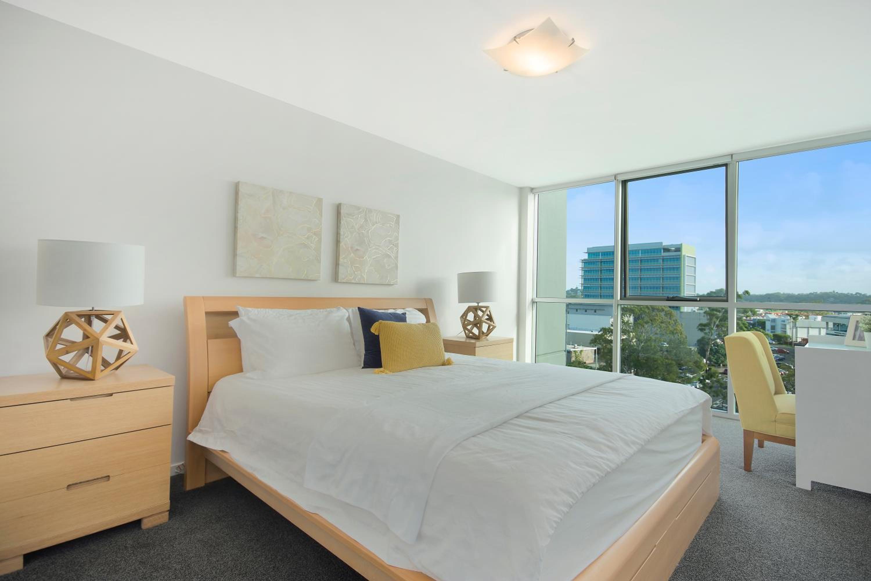 Three-Bedroom Apartment photo 1