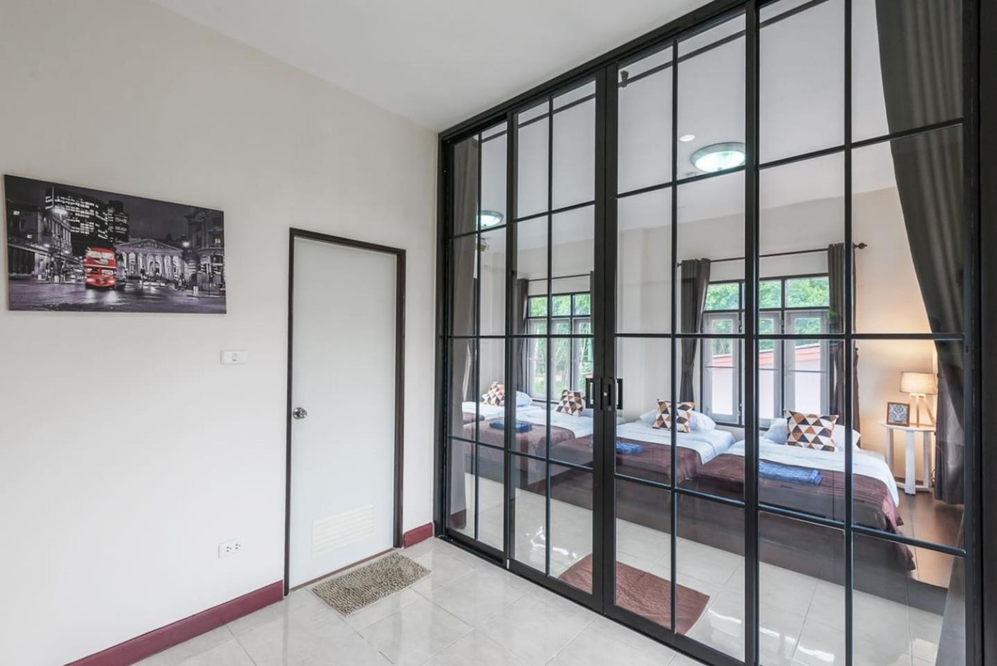 Villa - Photo 10