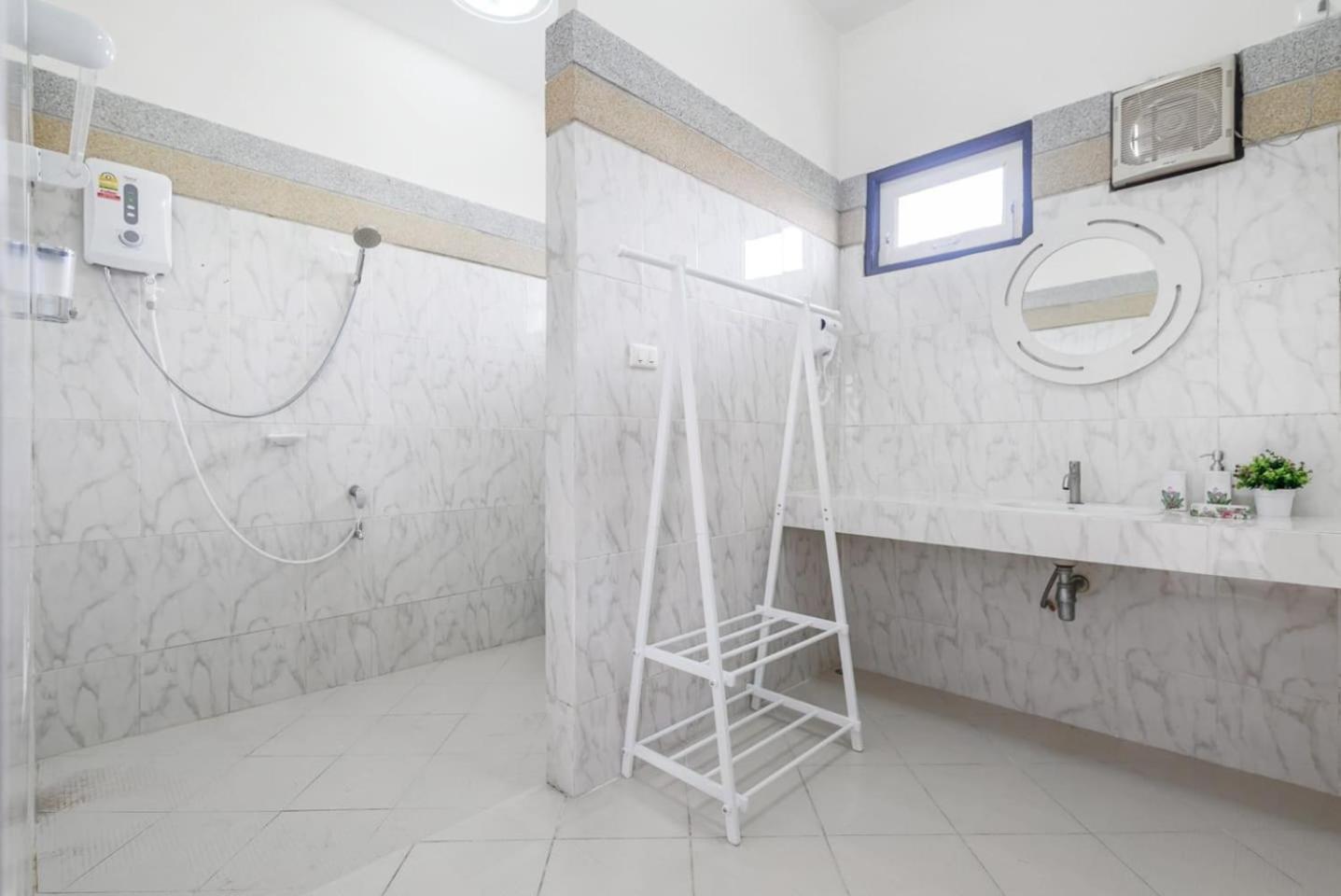 Villa - Photo 8