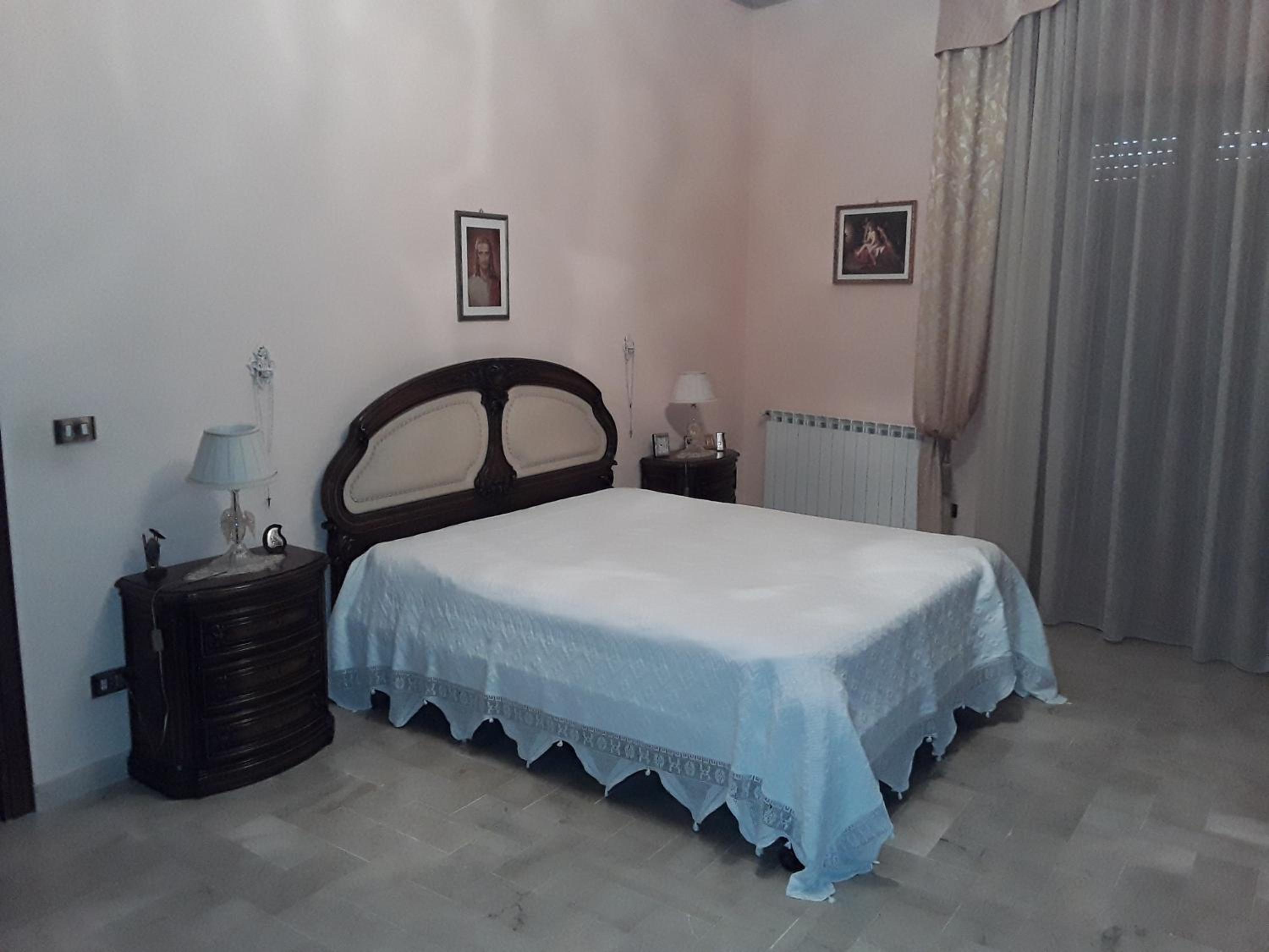 Superior King Suite photo 1