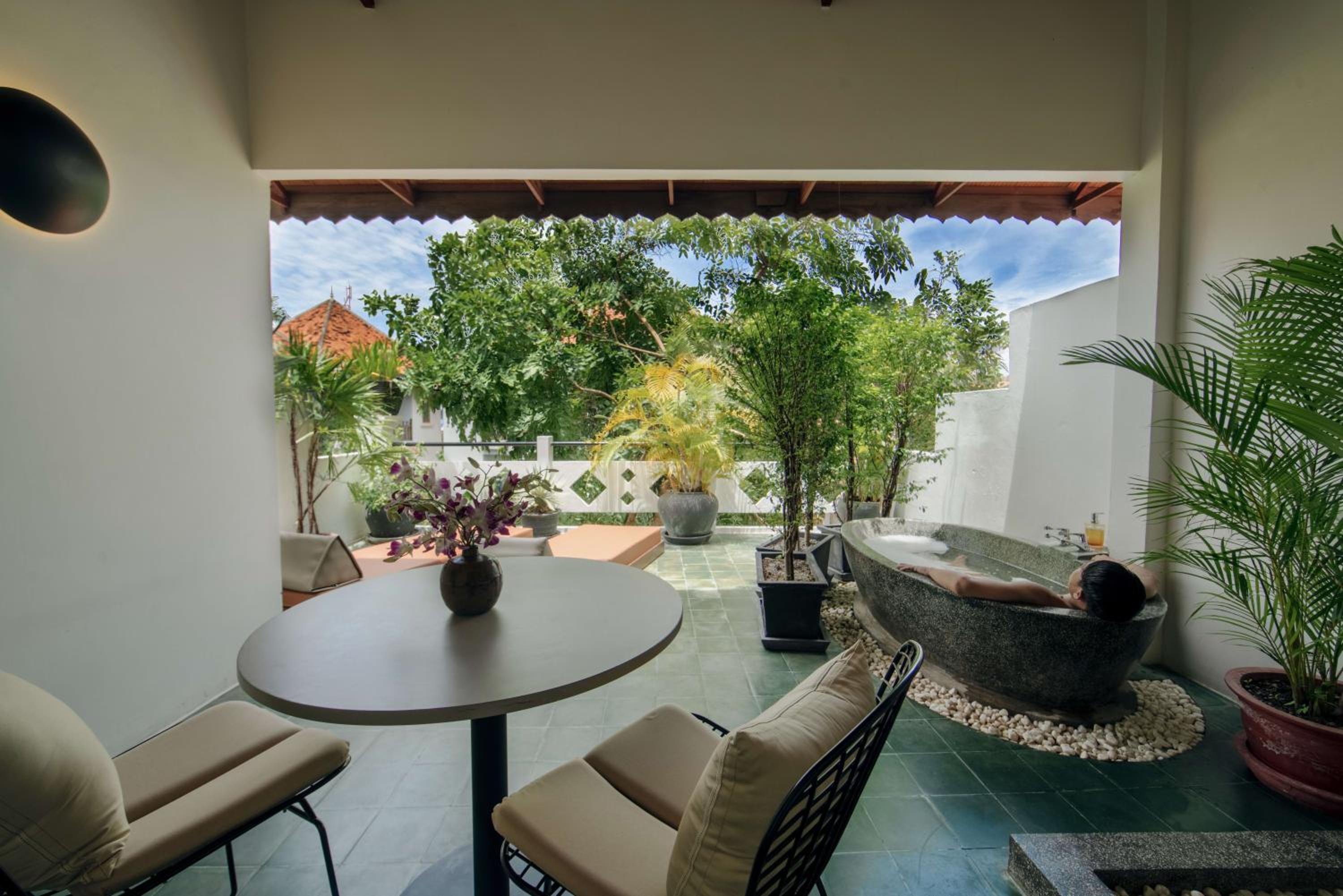 Deluxe Double Room with Rooftop Terrace - Photo 12