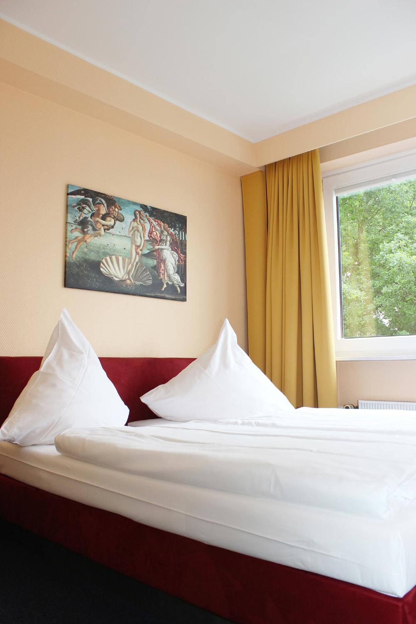 Double Room - Photo 4