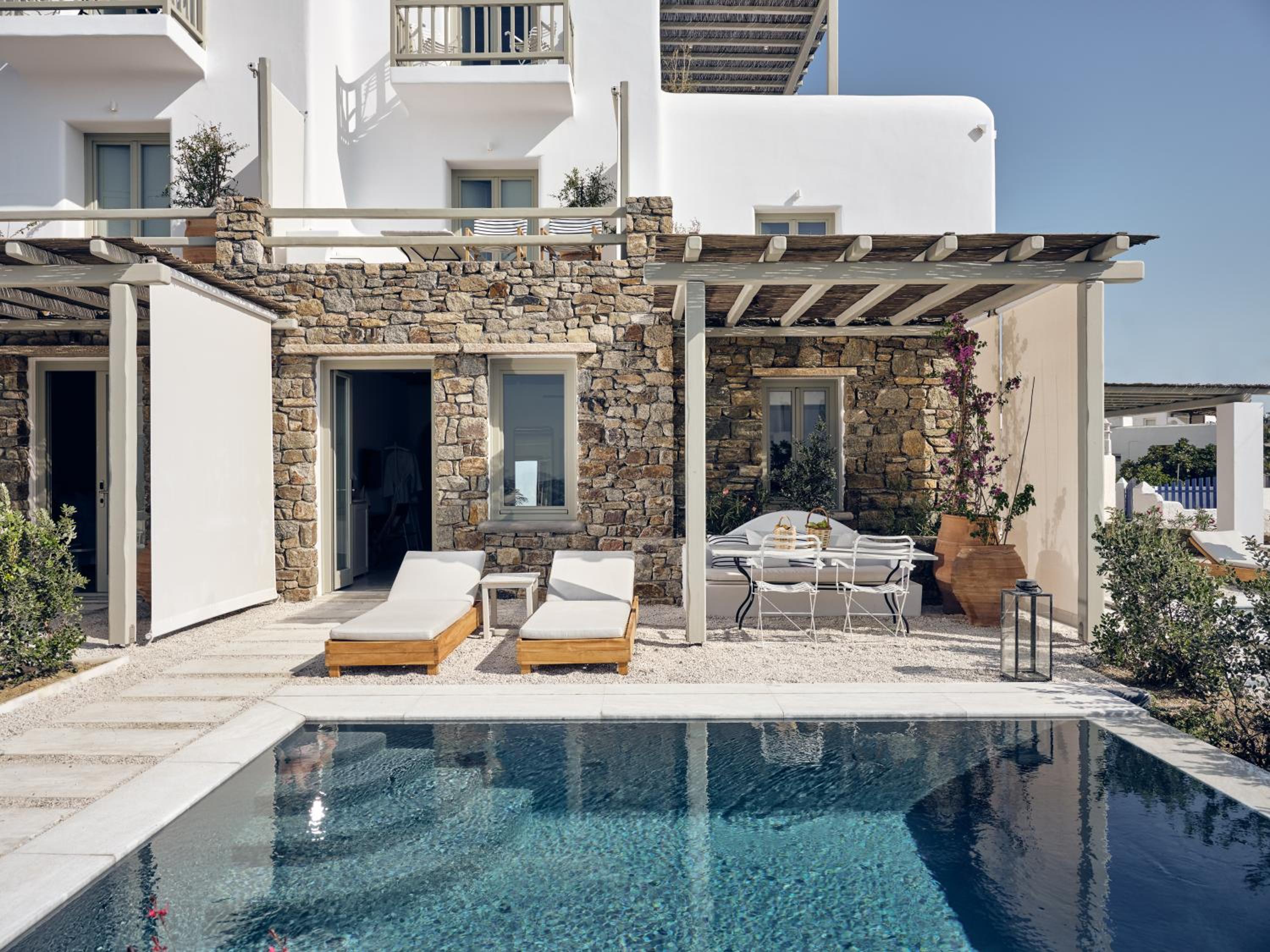 Hilltop Infinity Sea View Suite Private Pool - Photo 4