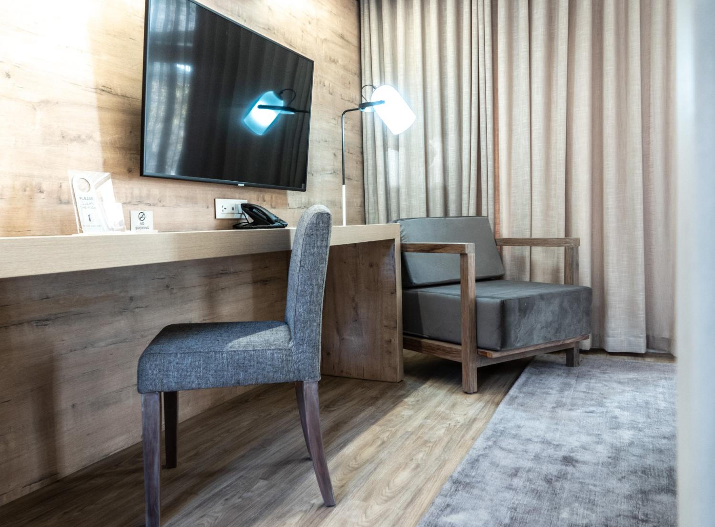 Suite with Garden View