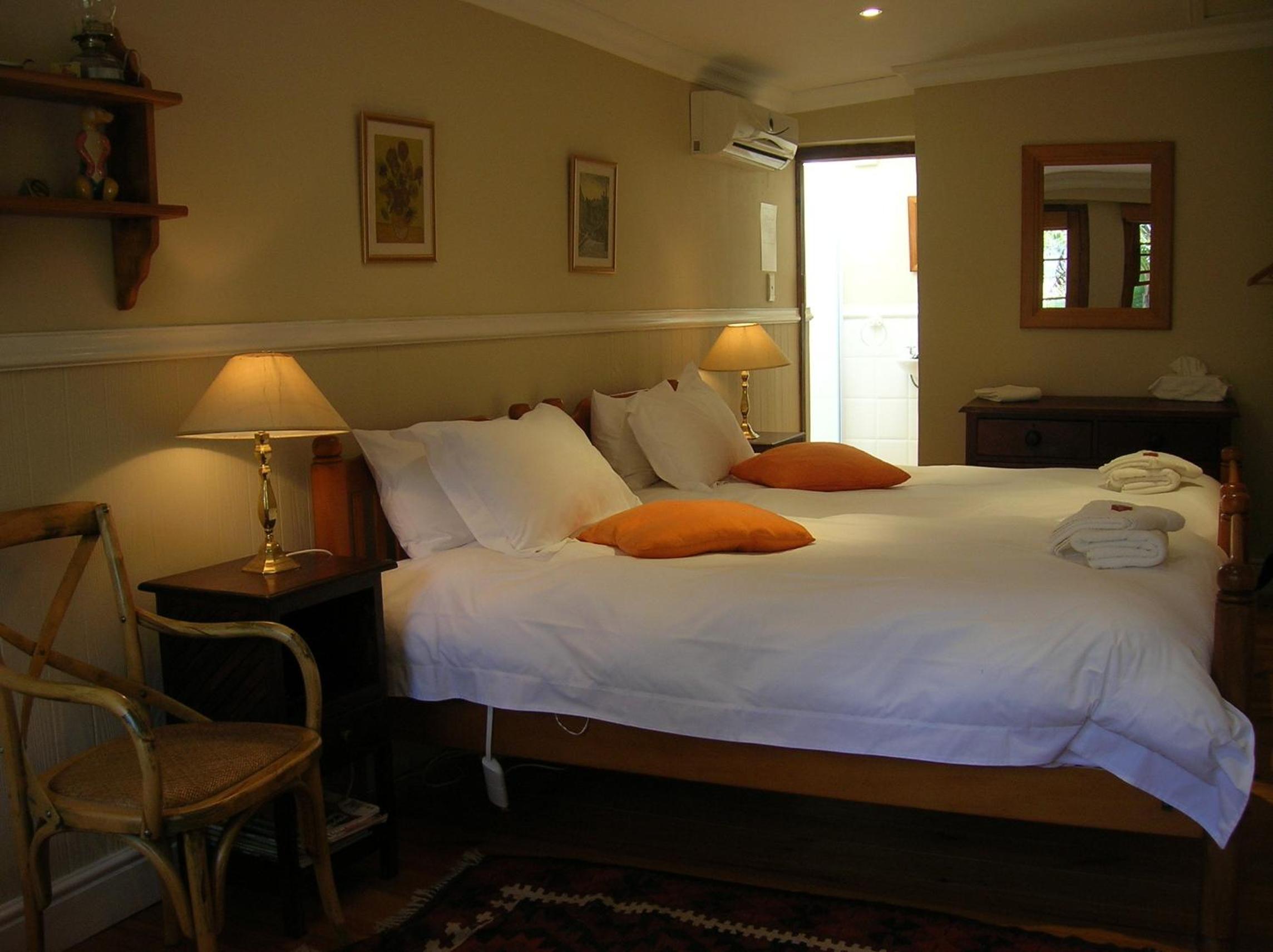 Twin Room - Photo 1