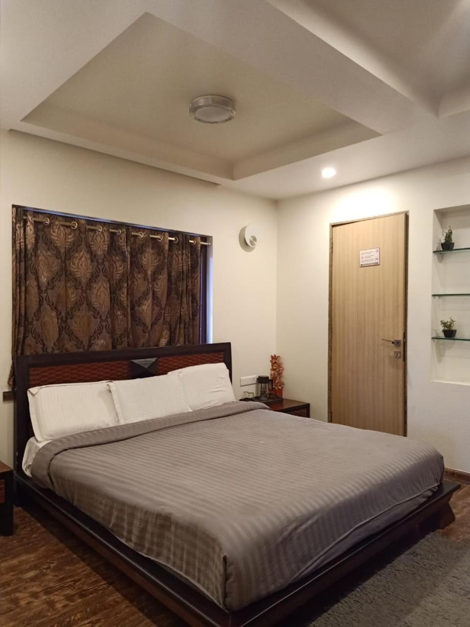 Deluxe Double Room photo 2