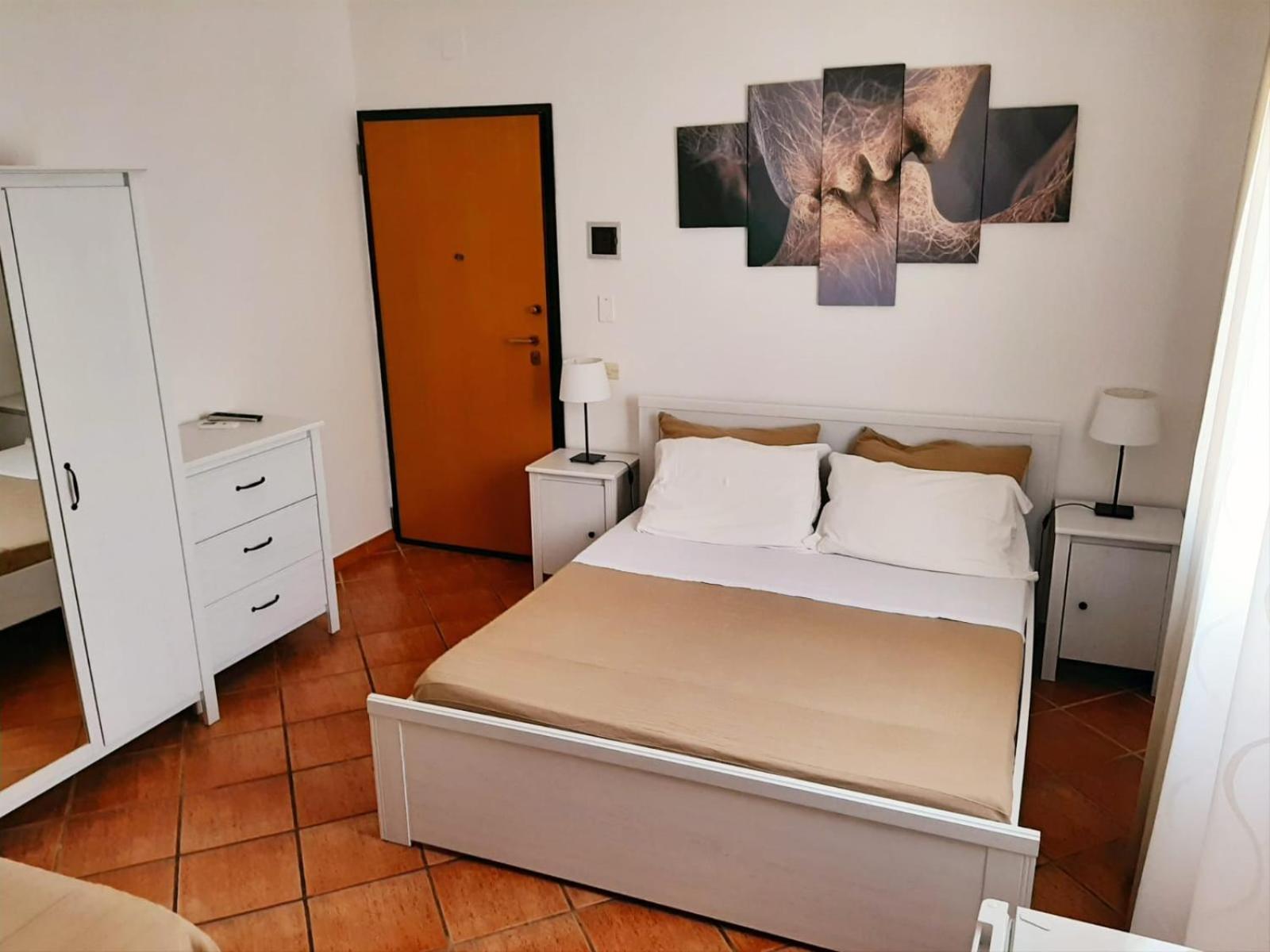 Double or Twin Room photo 1