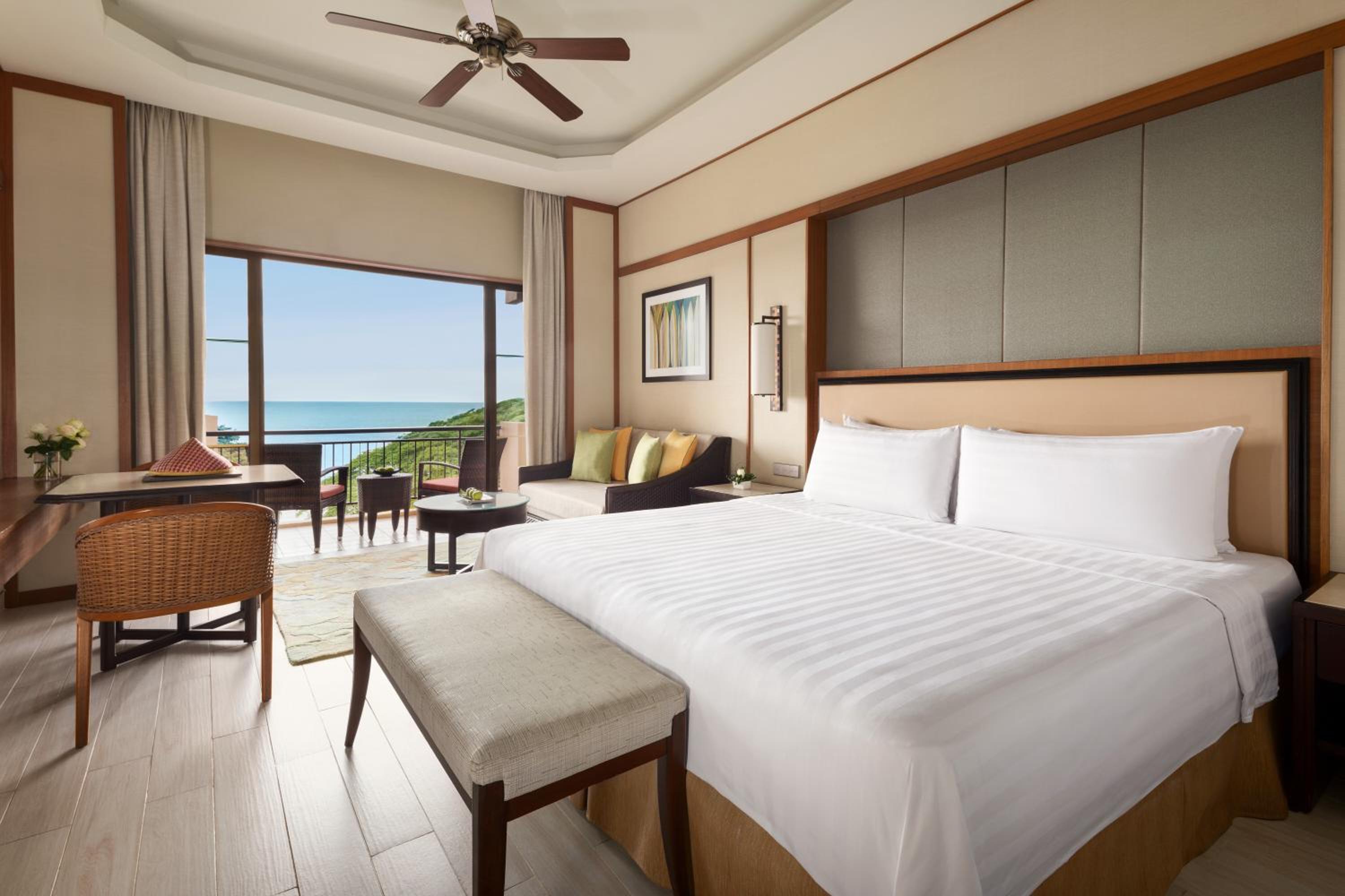 Deluxe Double Room with Sea View - Garden Wing - Photo 5