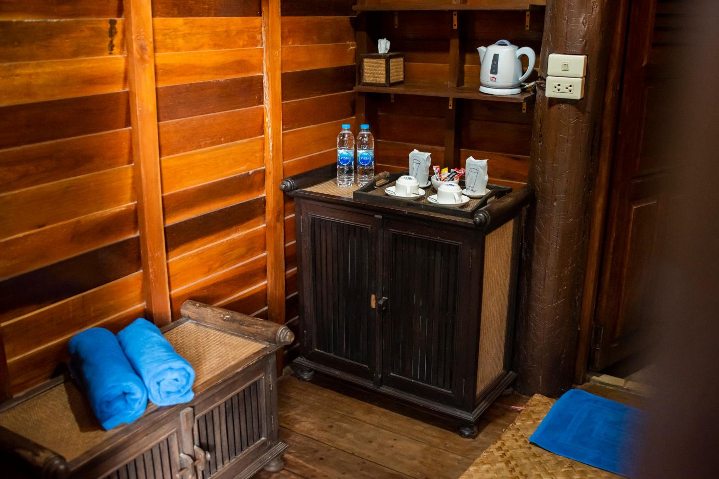 Double Room with Balcony - Photo 6