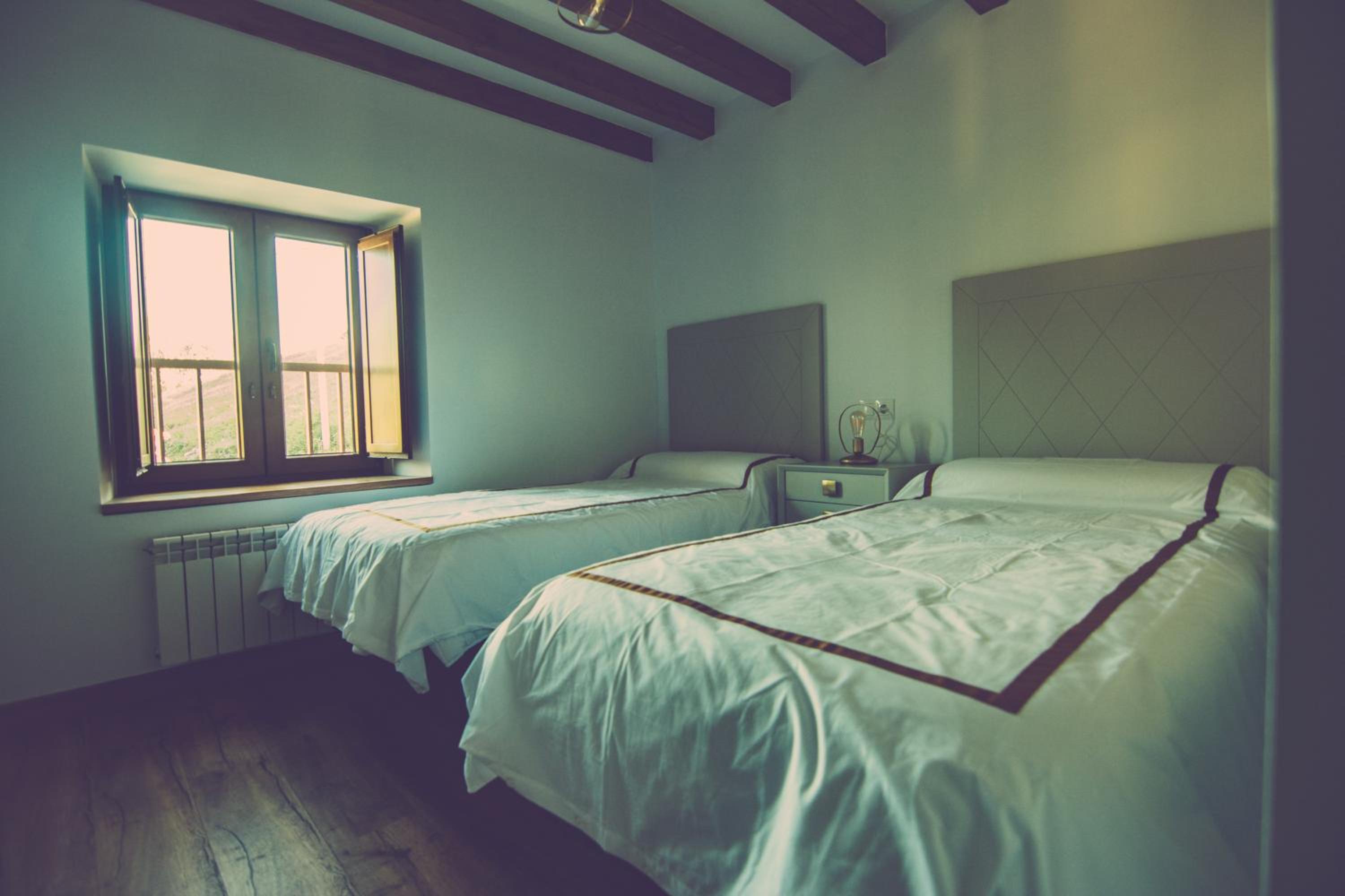 Four-Bedroom House - Photo 12