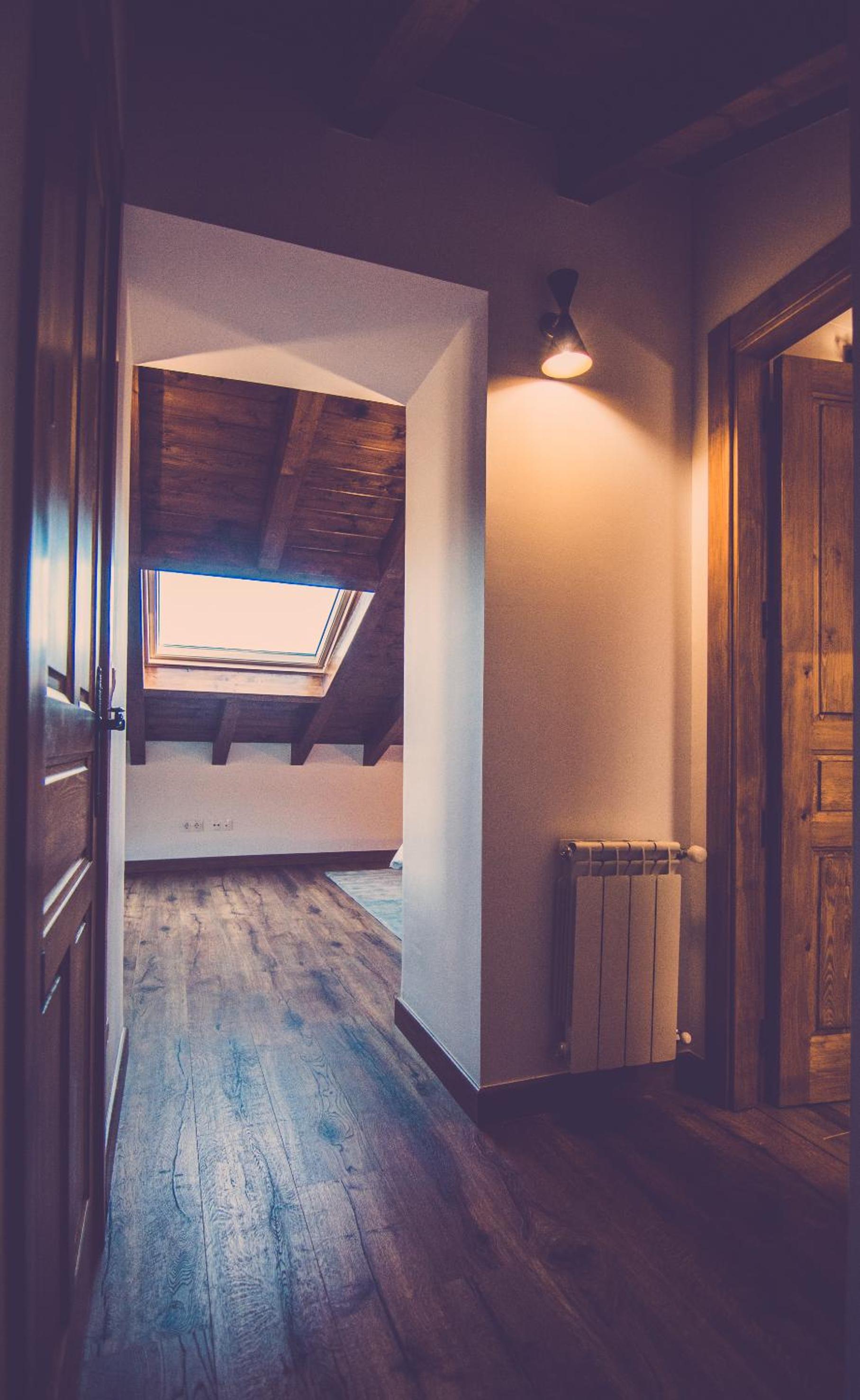 Four-Bedroom House - Photo 9