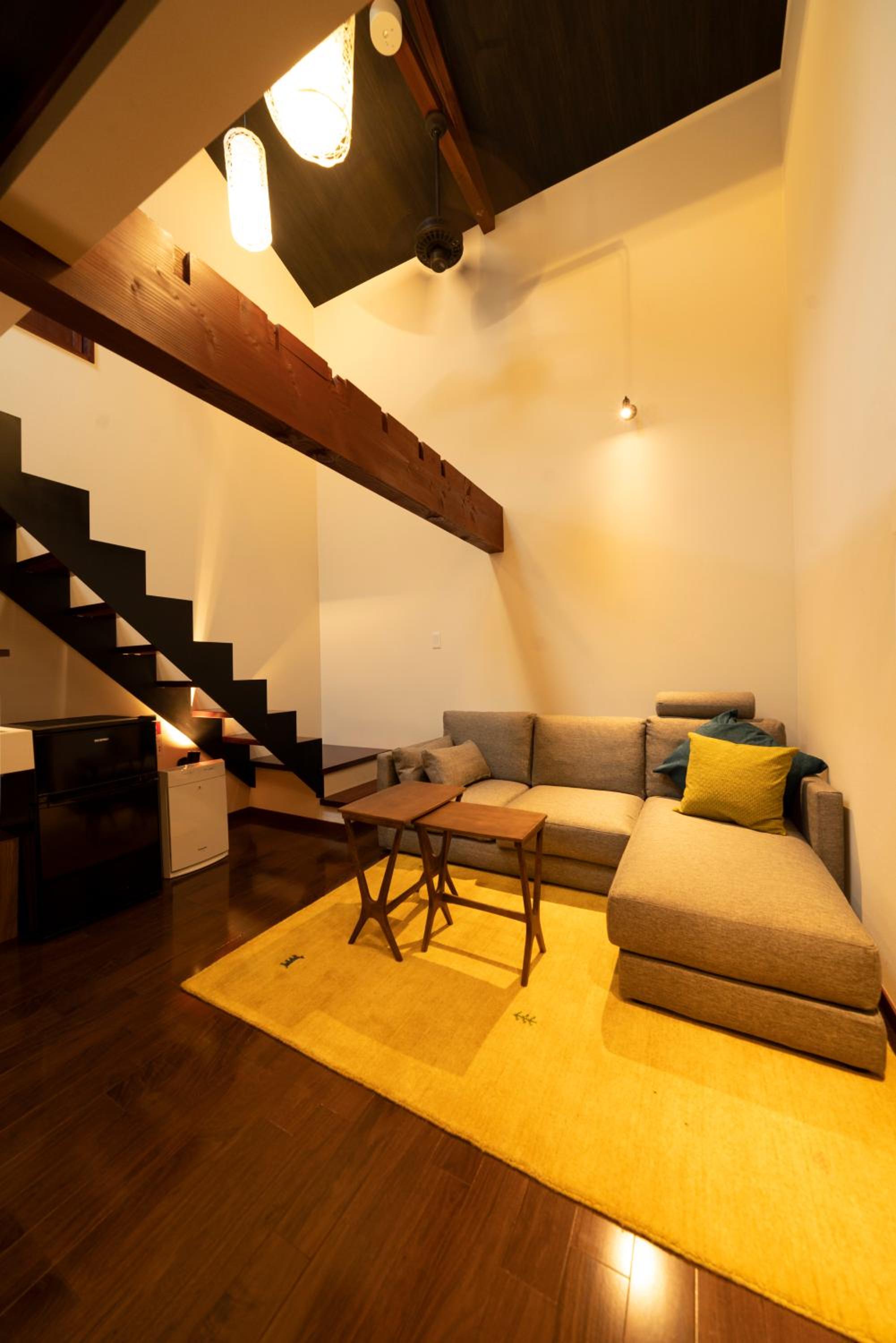 Standard Twin Room with Sofa
