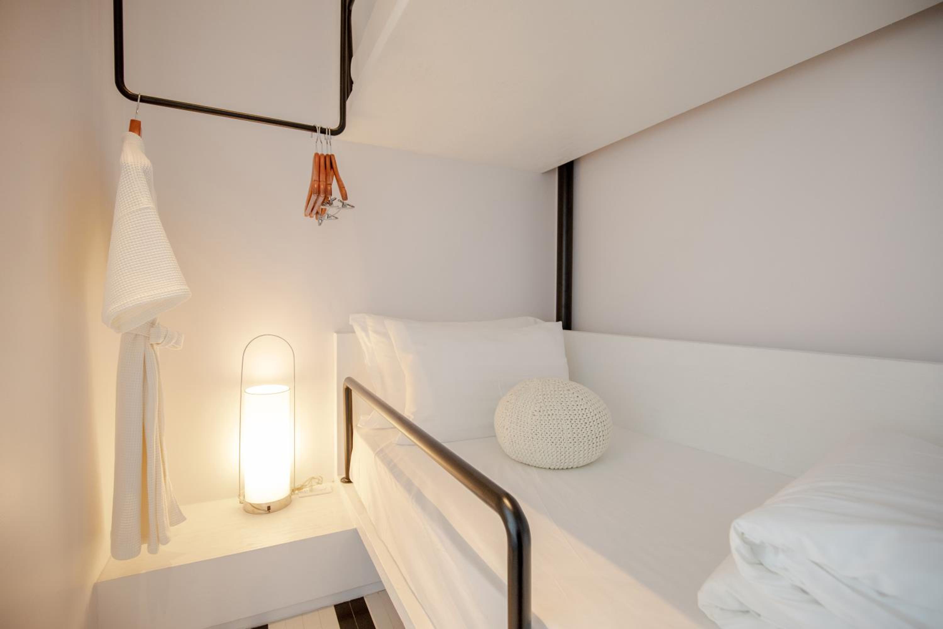 Slider Pool Suite - Photo 7