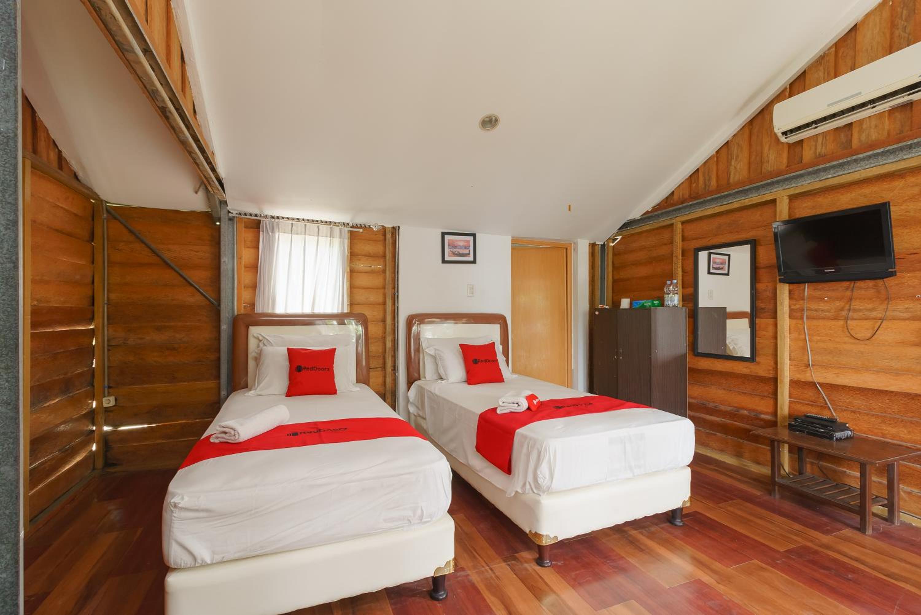 Twin Room - Photo 4