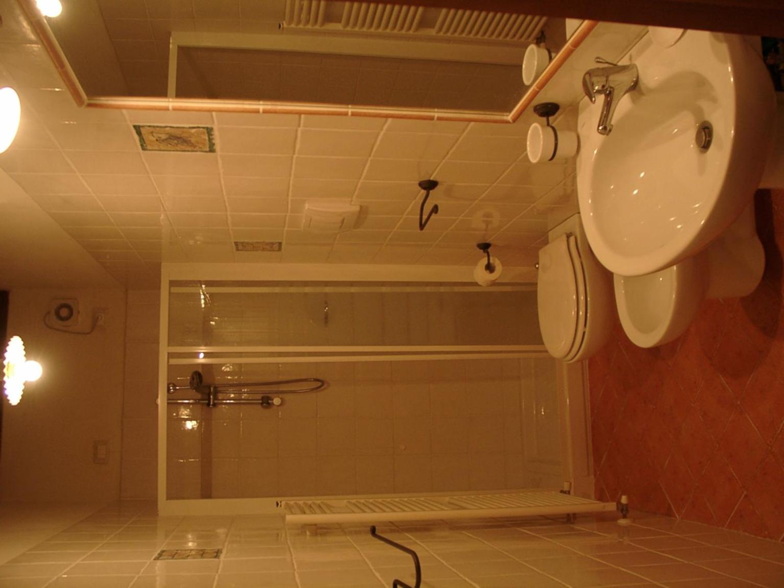 Two-Bedroom Apartment (4 Adults) photo 2