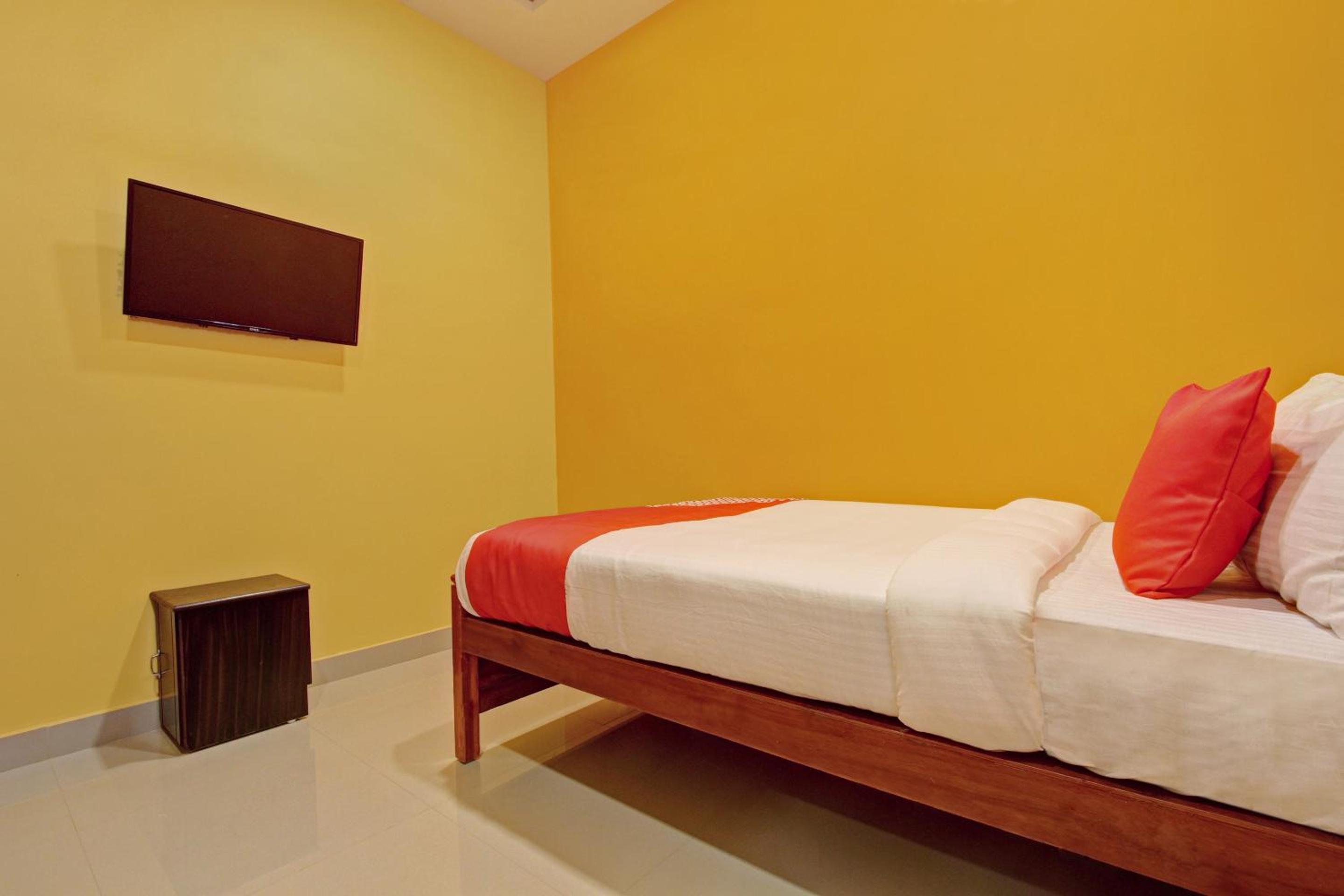 Double or Twin Room photo 2