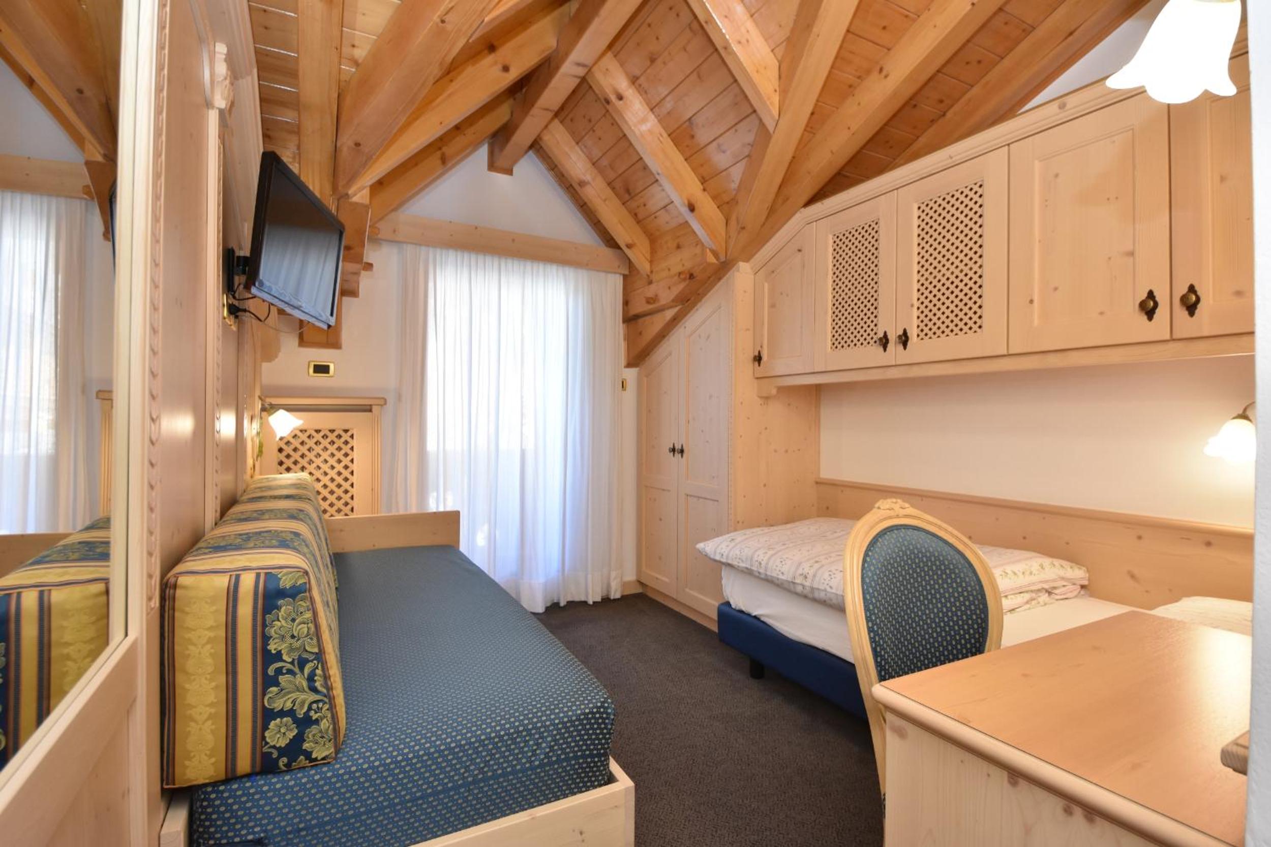 Single Room photo 2