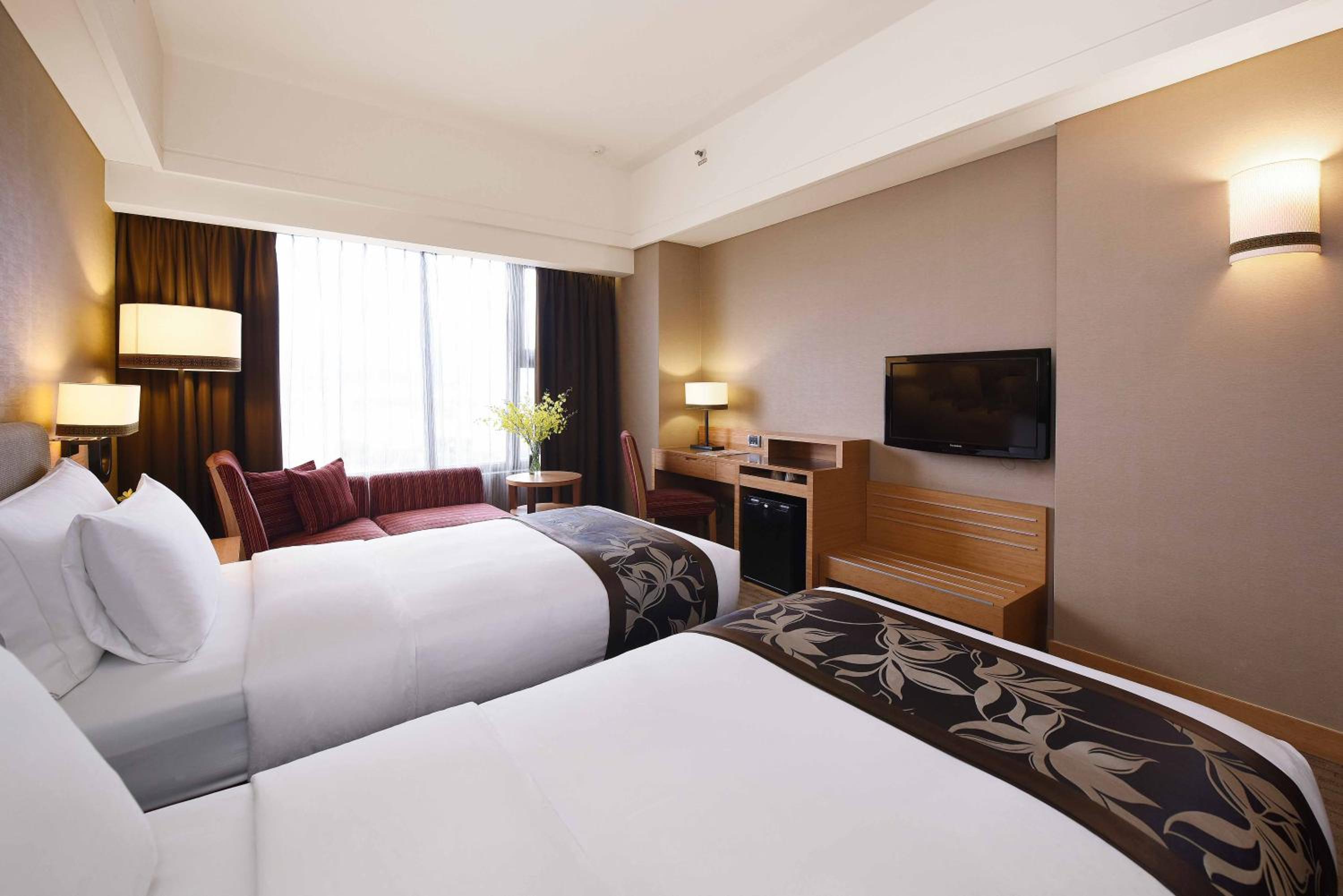 Standard Twin Room - Photo 4