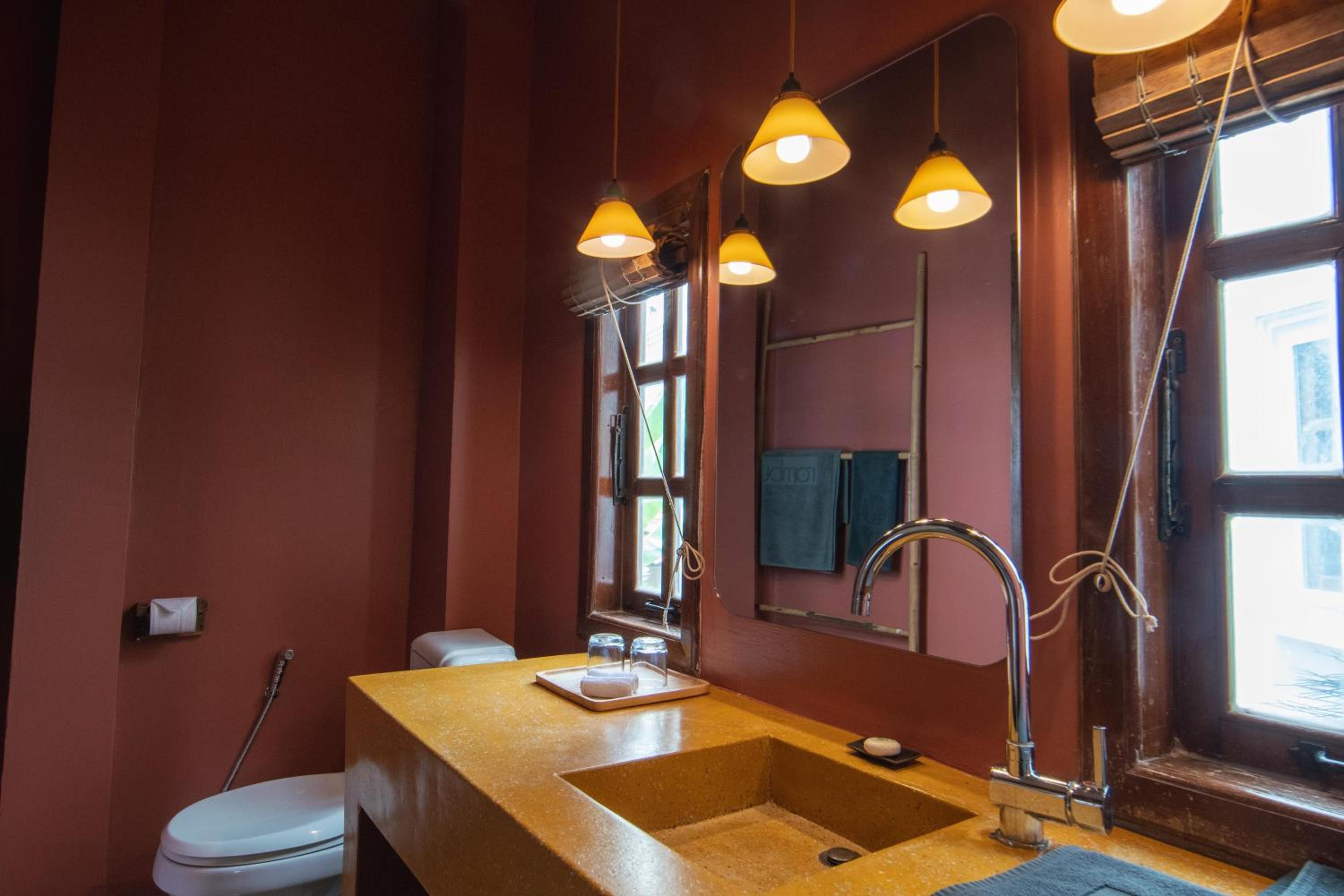 Deluxe Double Room with Rooftop Terrace - Photo 8