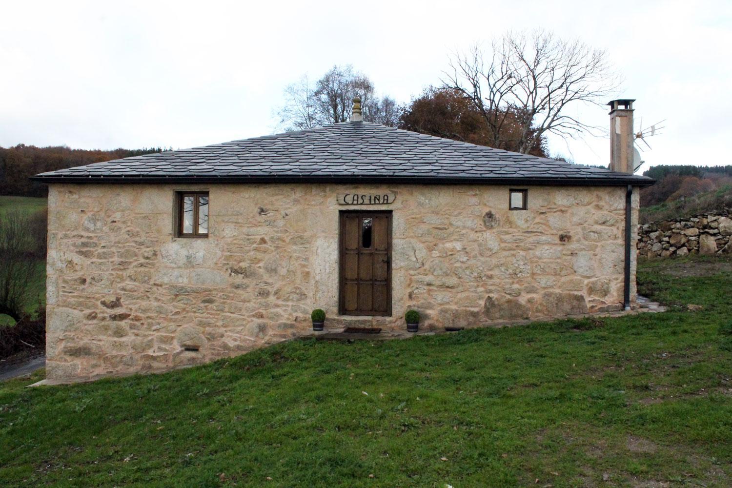 Two-Bedroom House - Photo 3