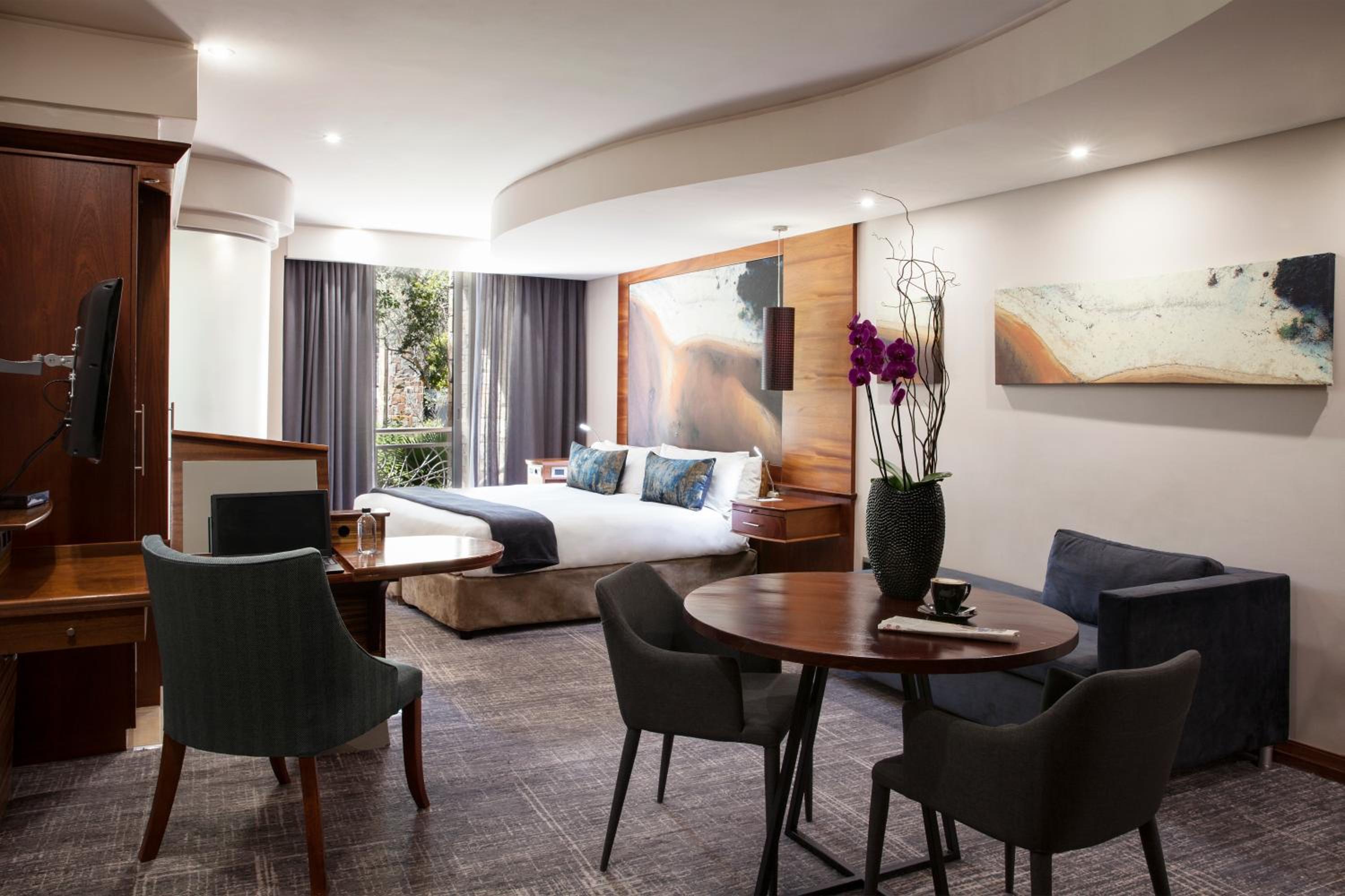 Grand King Suite photo 1