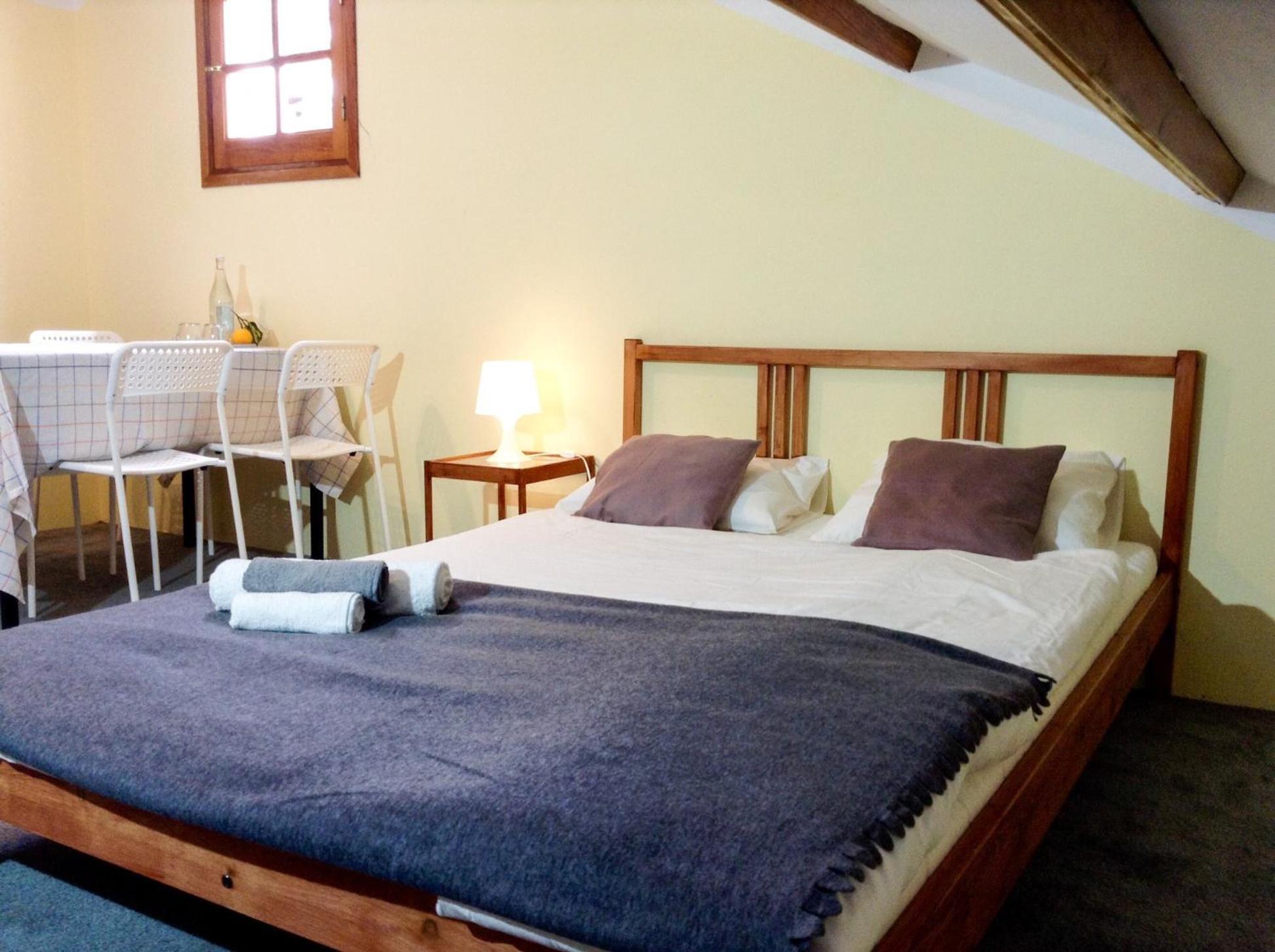 Habitación Cuádruple Económica con Baño Compartido