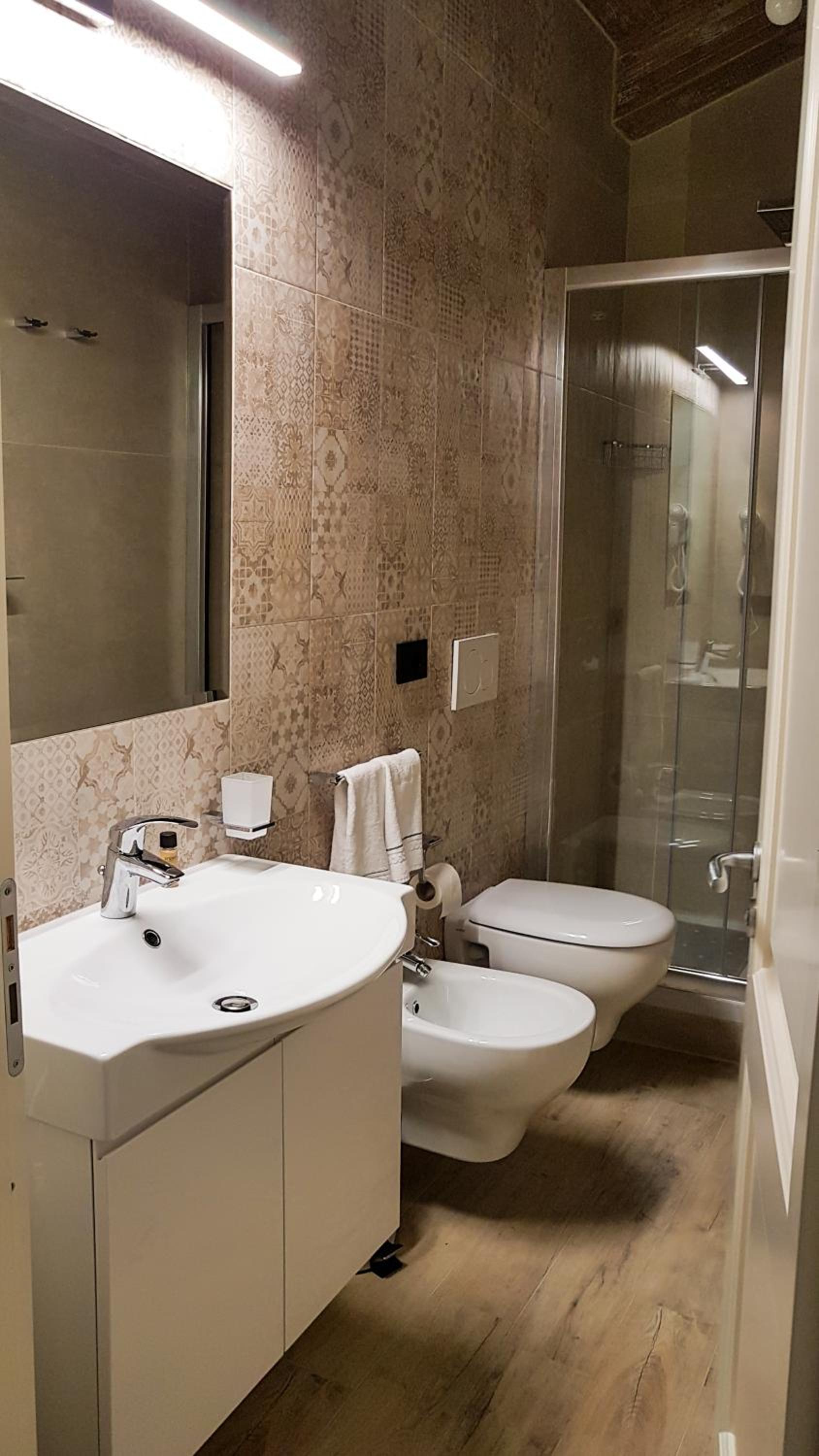 Double or Twin Room with Mountain View