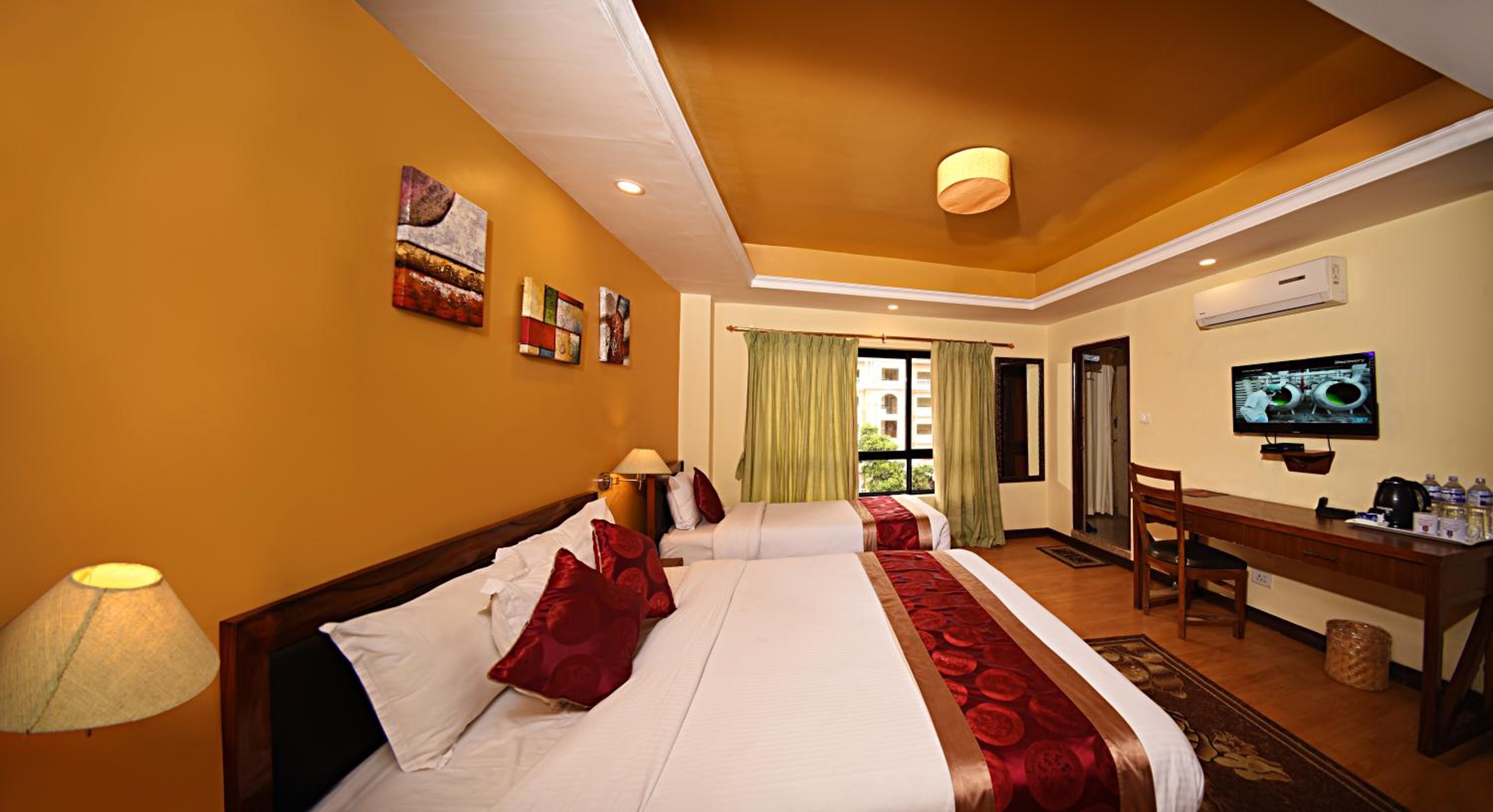 Deluxe Family Room - Free Airport Pickup