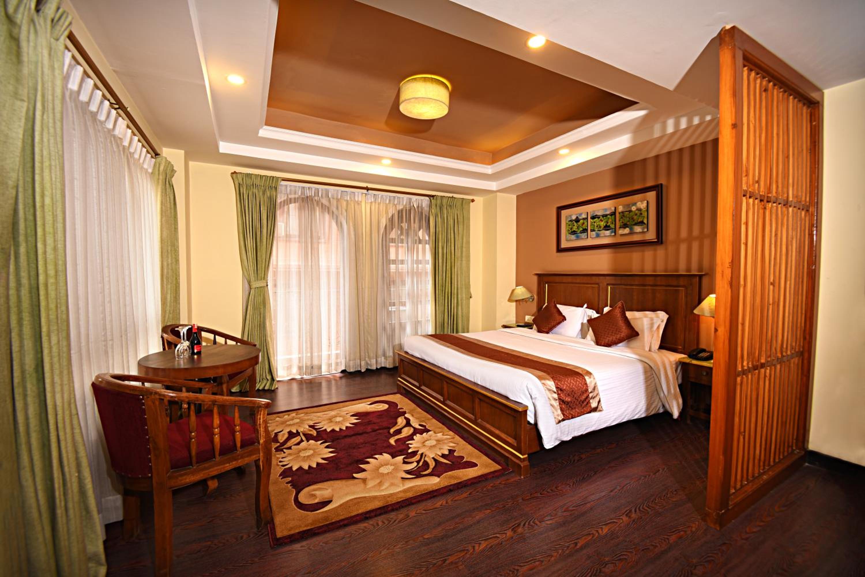Suite with Balcony - Free Airport Pickup