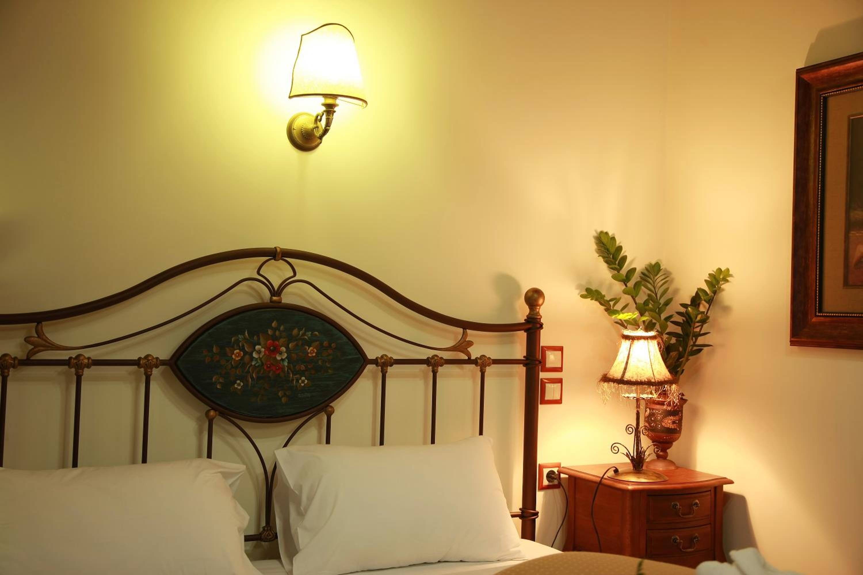 Double Room with Mountain View - Photo 2
