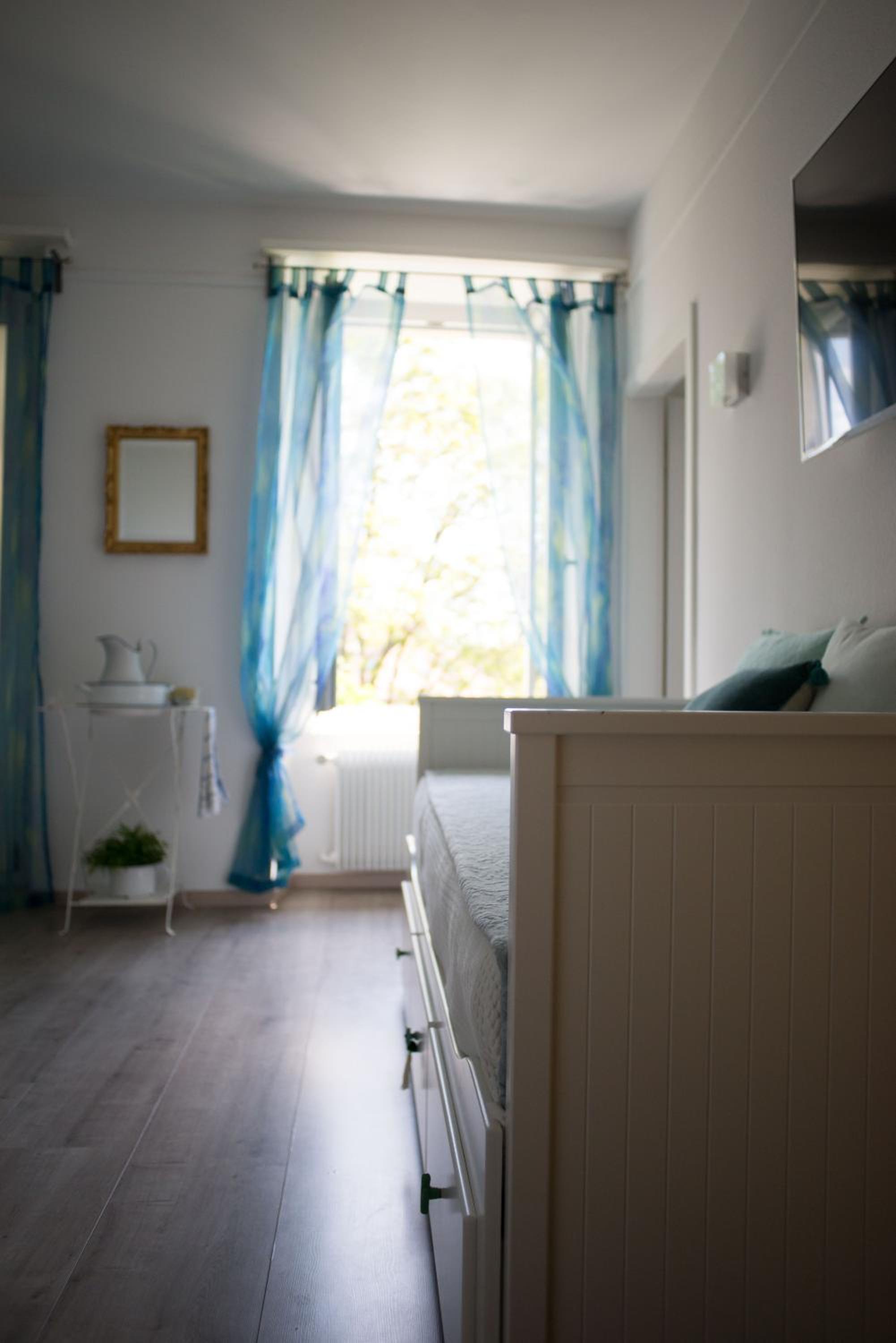 Double Room with Lake View photo 2