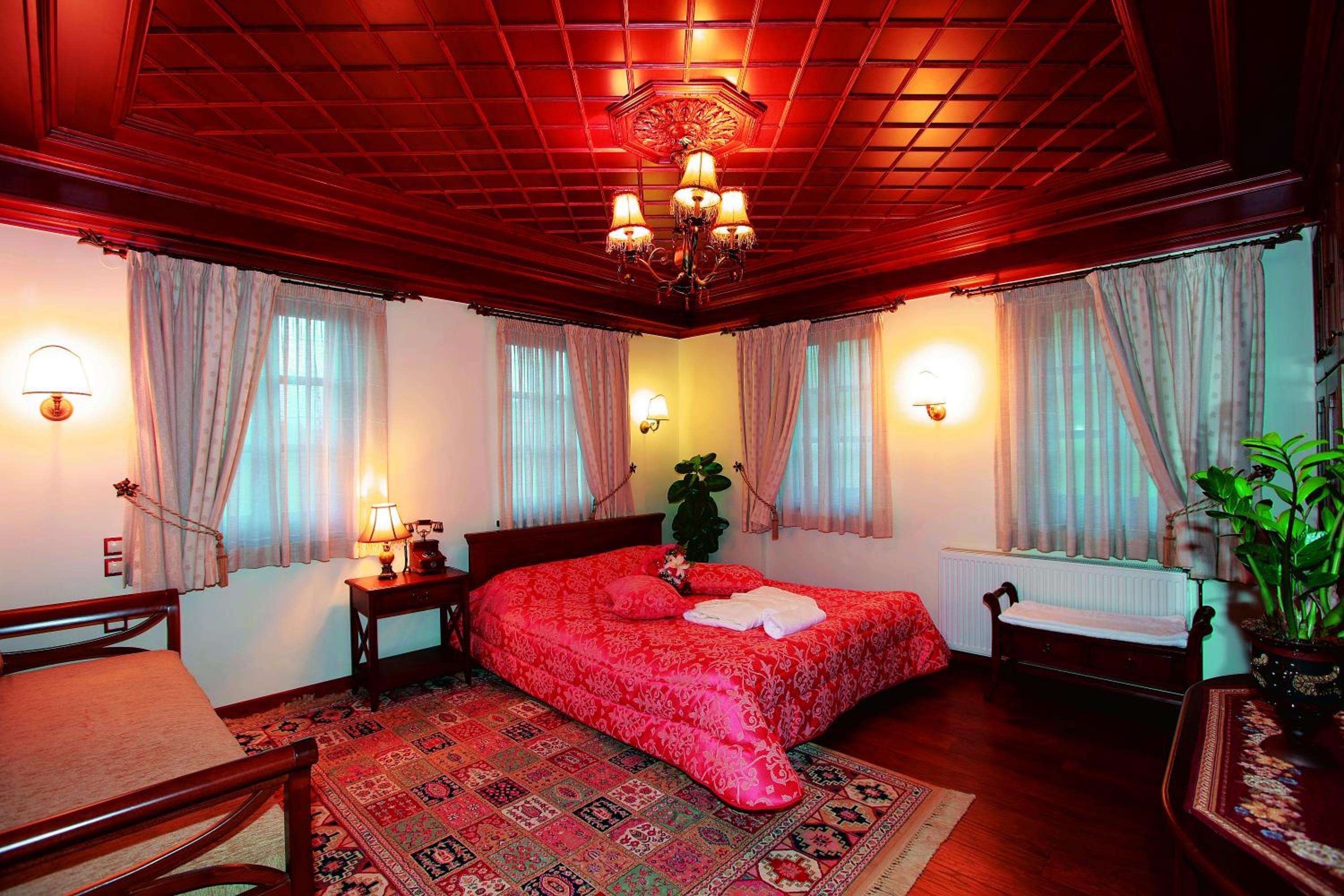 Quadruple Room with Mountain View - Photo 3