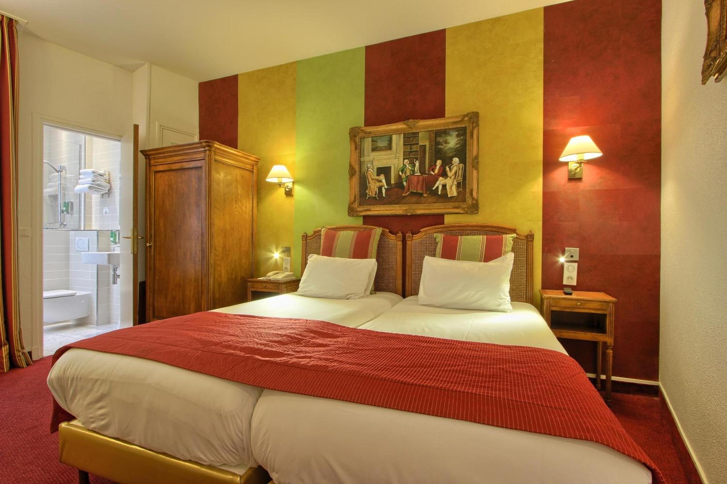 Superior Double/Twin Room photo 3
