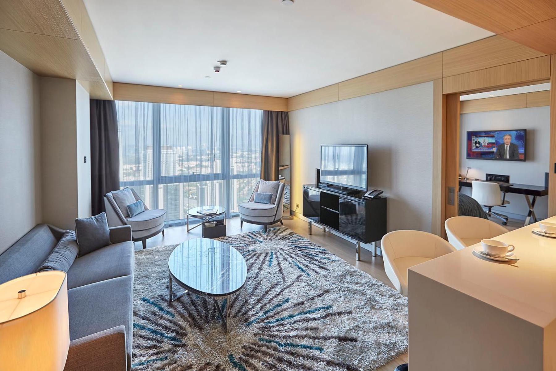 Prestige One Bedroom Suite with City View & Kitchenette