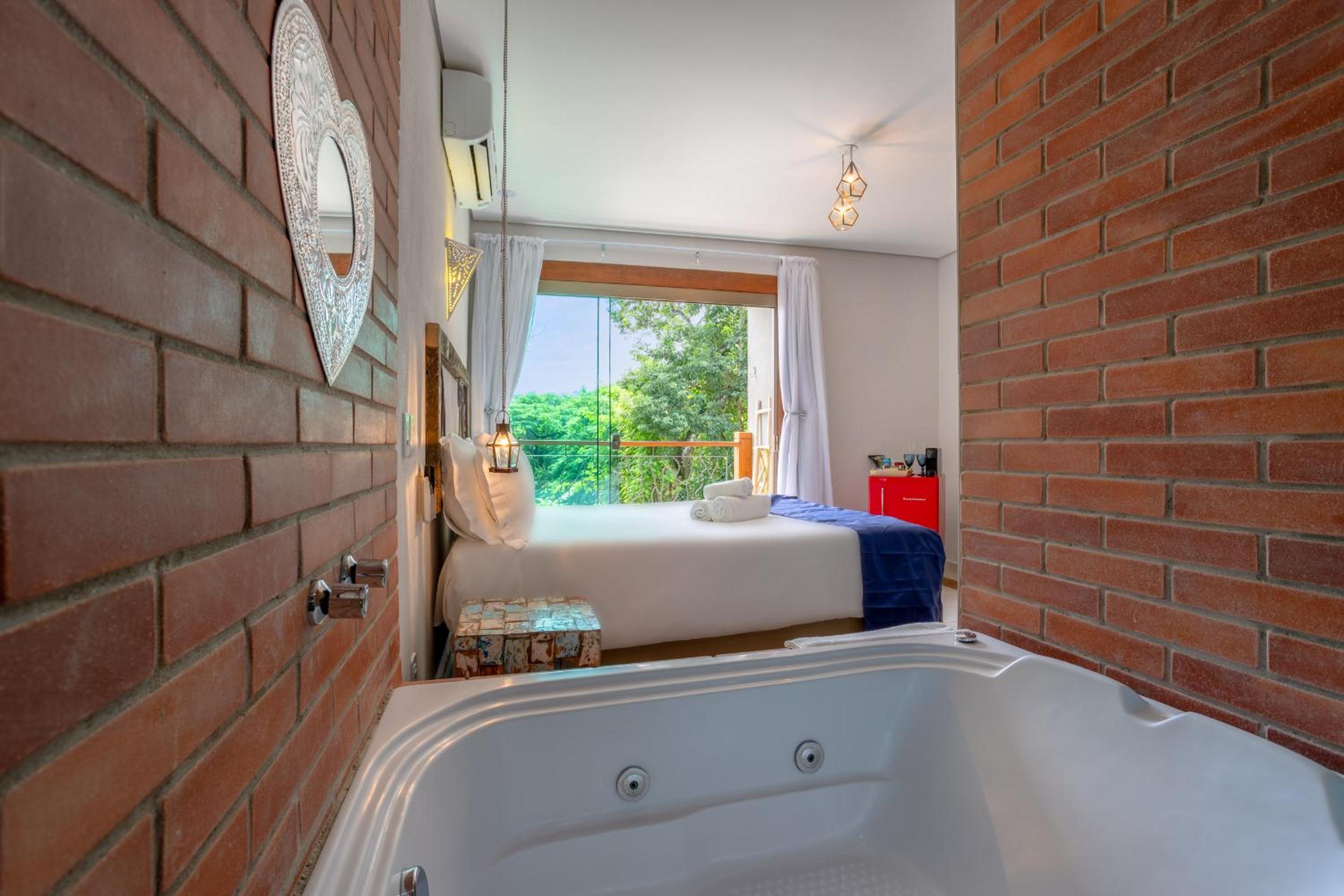 Double Room with Spa Bath photo 1