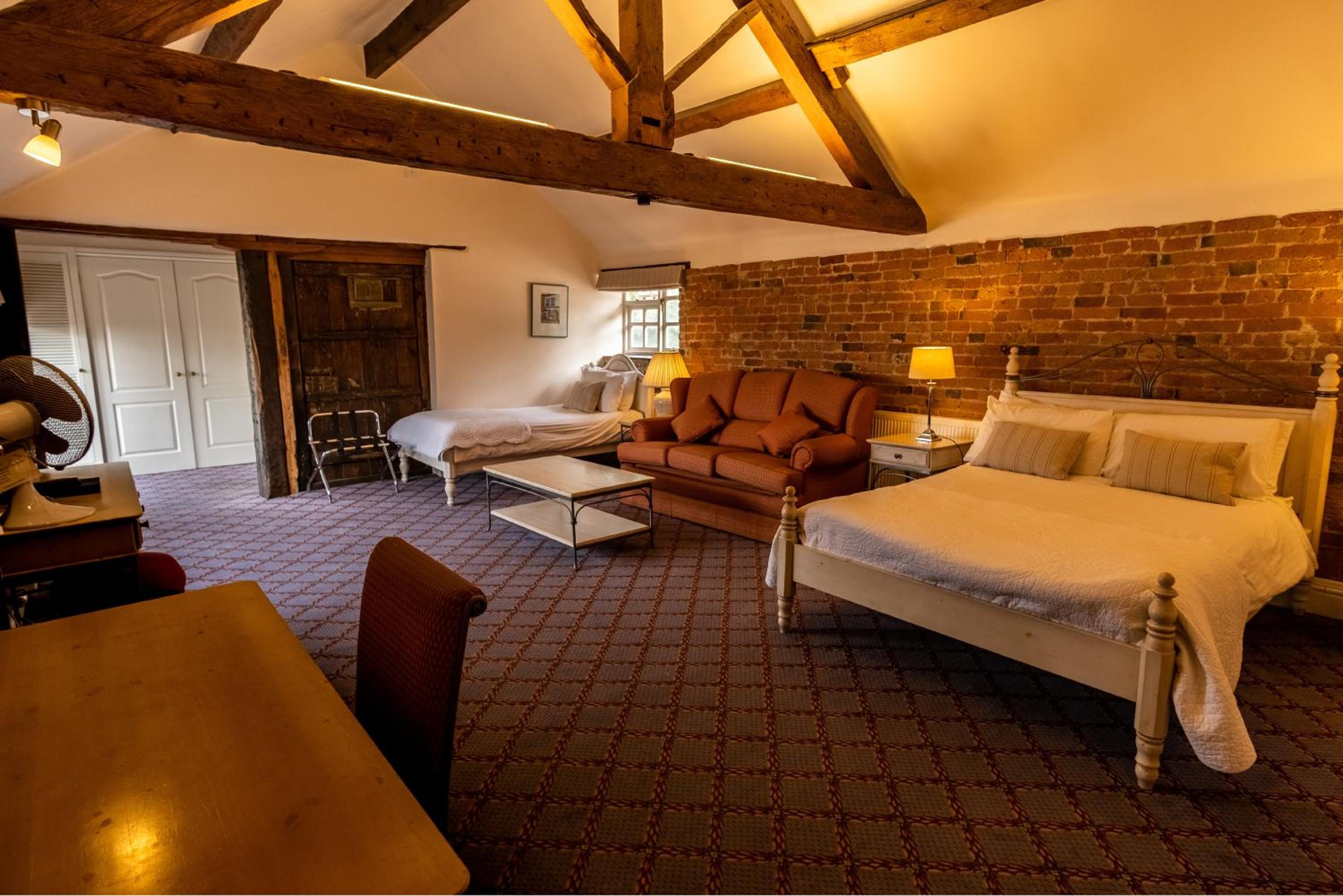 Twin Room - Photo 4