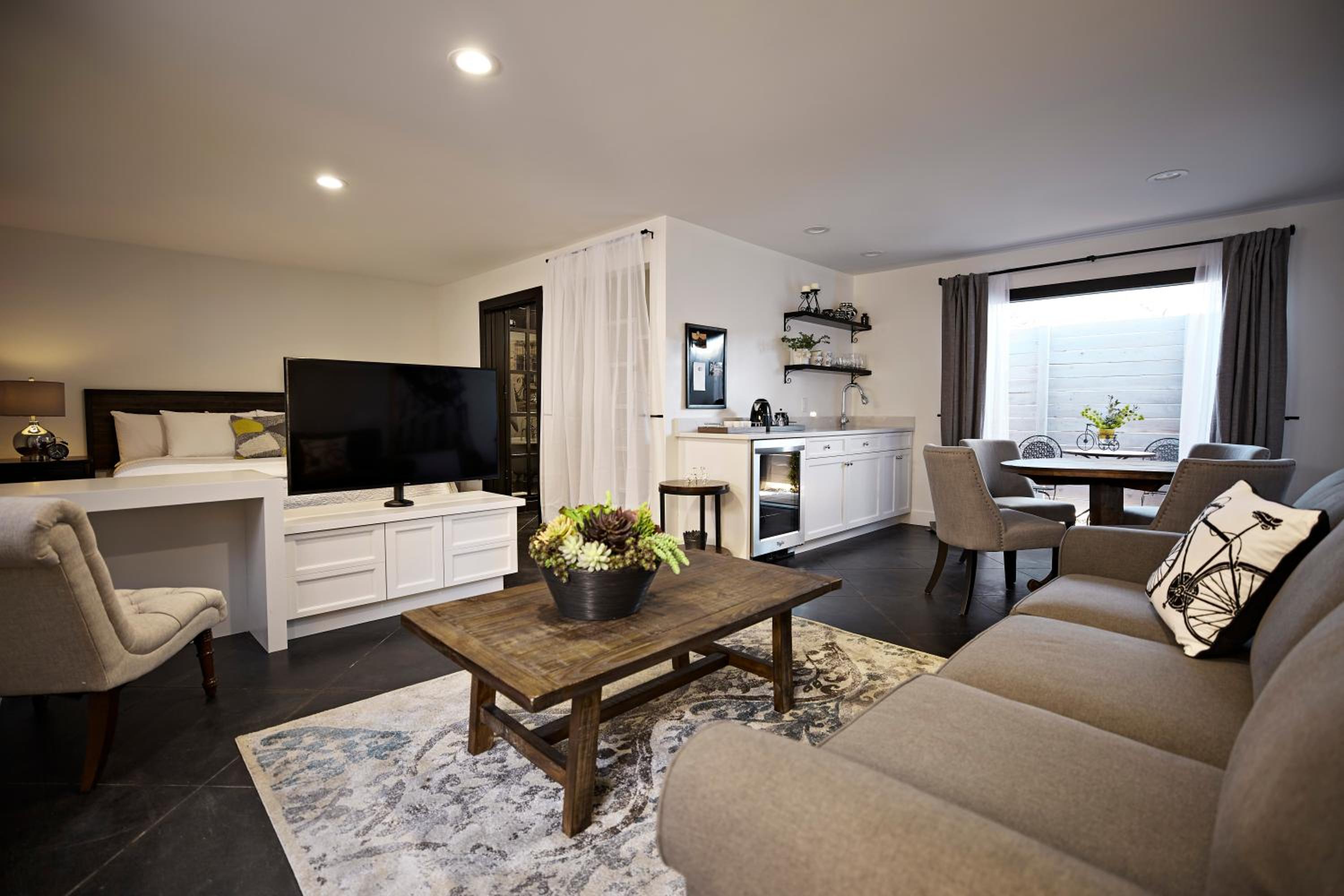 Superior Apartment