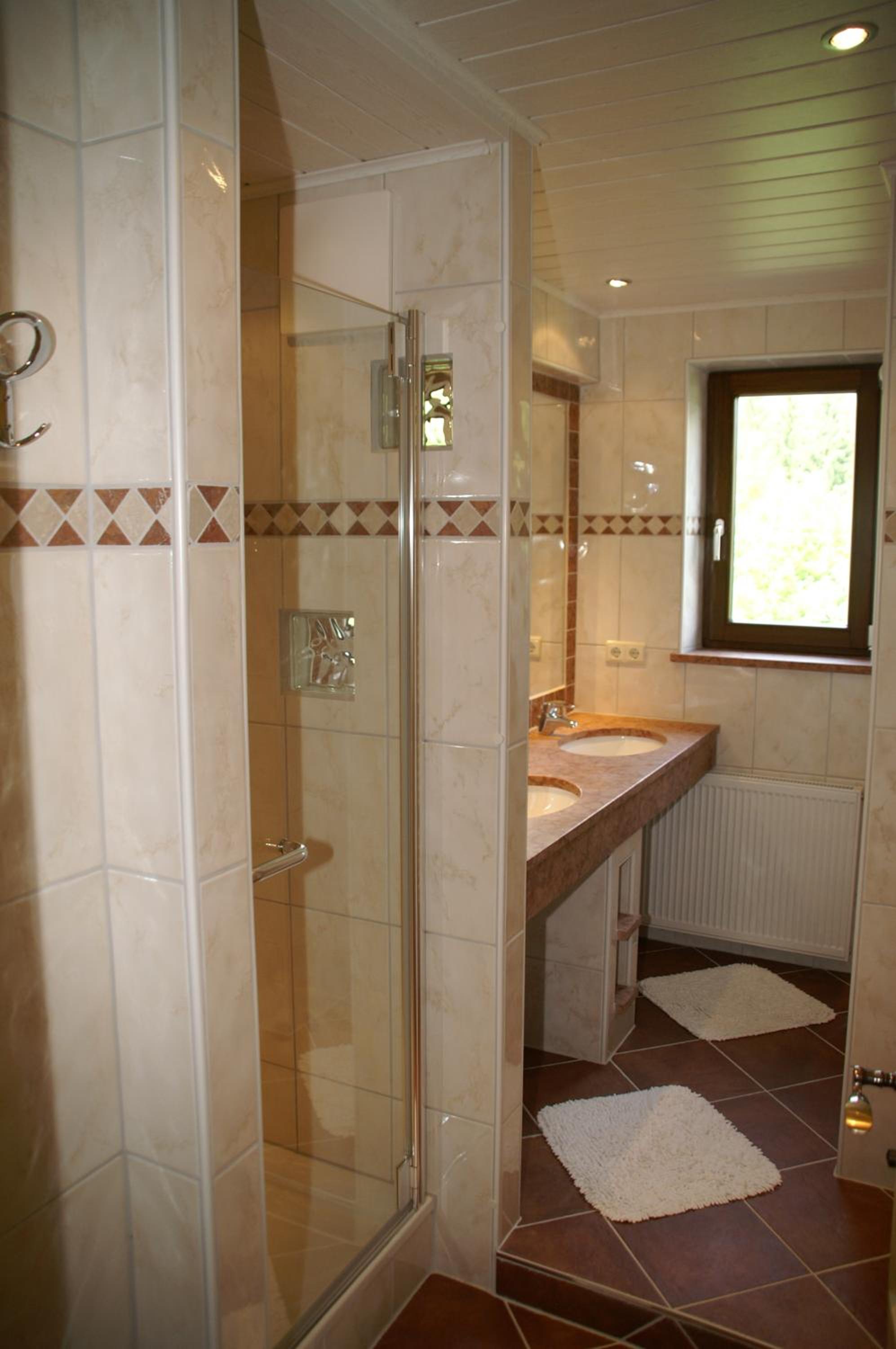Two-Bedroom Apartment with Balcony photo 2